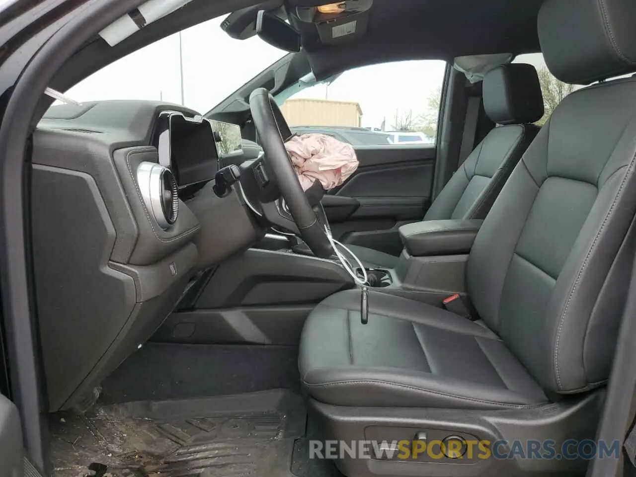 7 Фотография поврежденного автомобиля 1GCPTCEKXR1144504 CHEVROLET COLORADO 2024