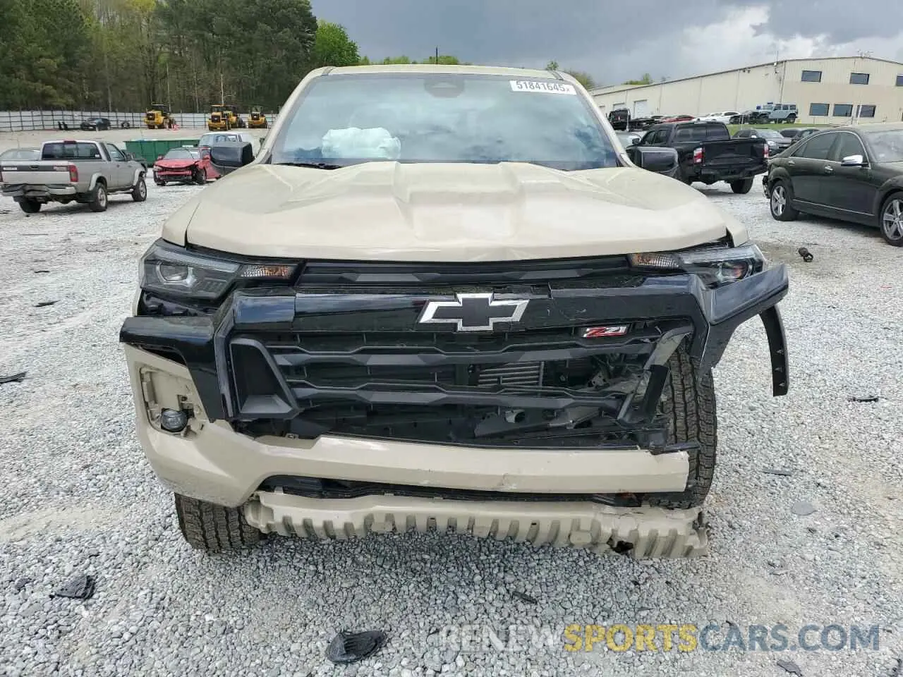 5 Photograph of a damaged car 1GCPTDEK9R1117302 CHEVROLET COLORADO 2024