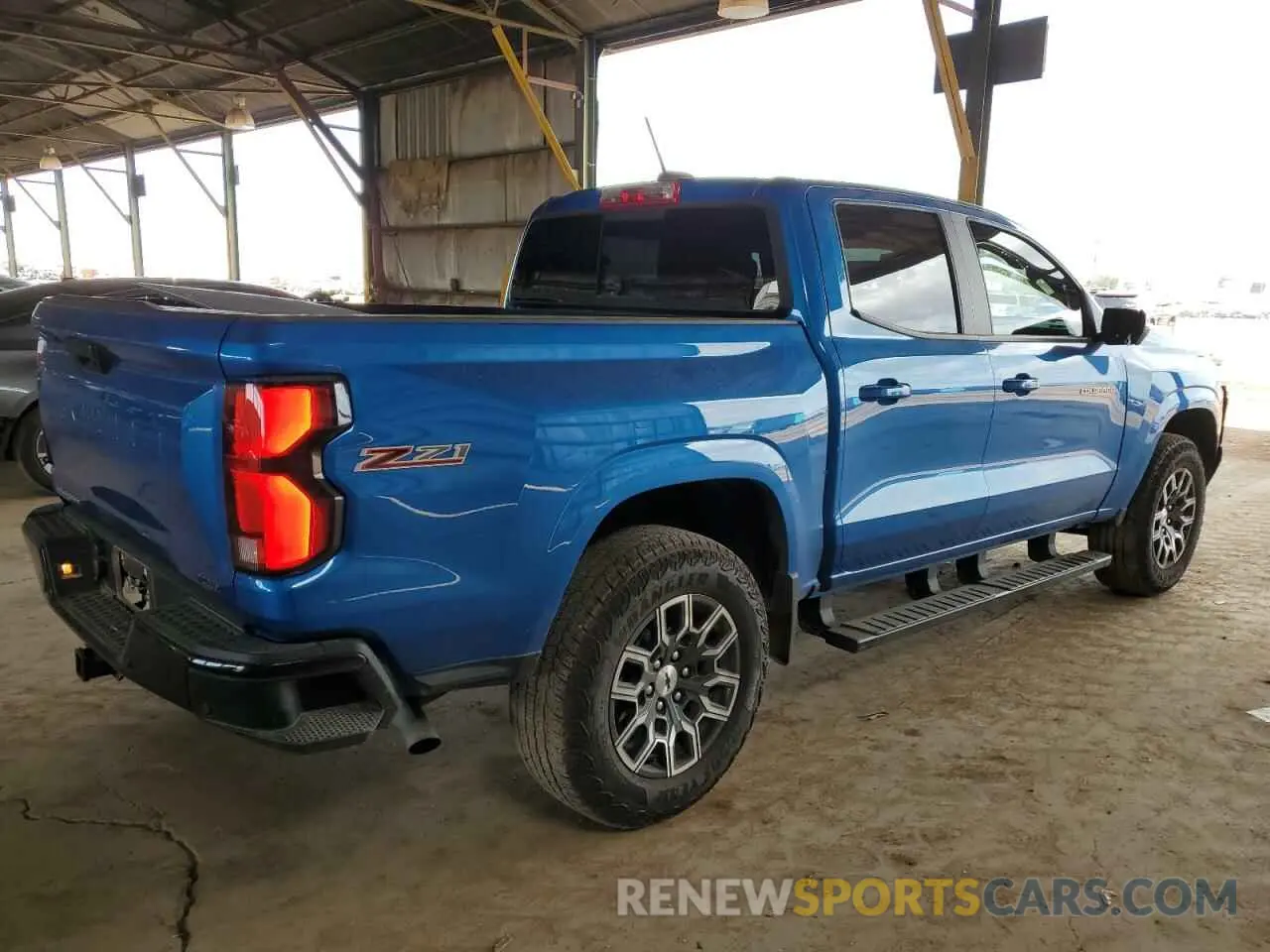 3 Photograph of a damaged car 1GCPTDEKXR1179632 CHEVROLET COLORADO 2024