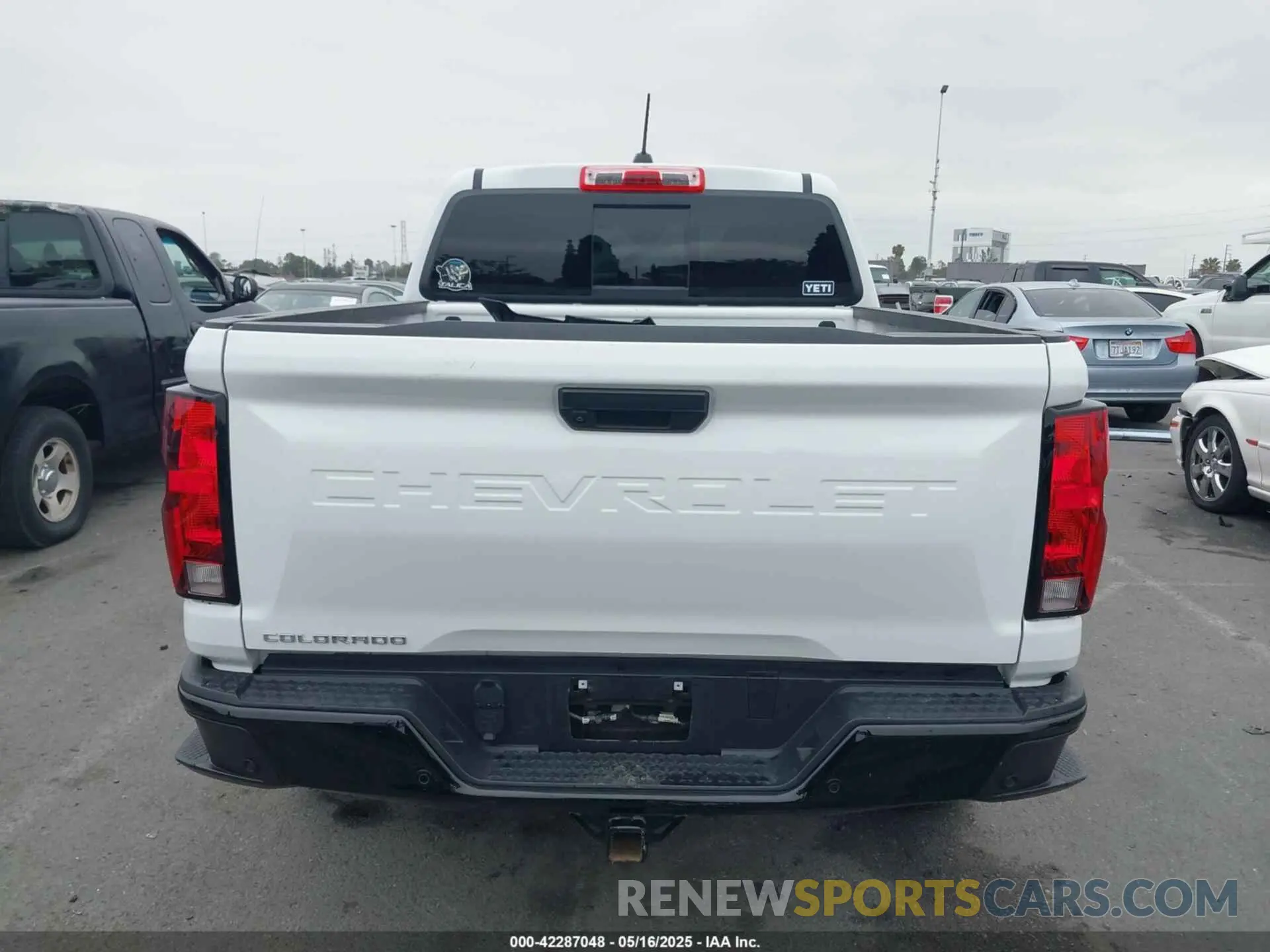 15 Photograph of a damaged car 1GCPTEEK1R1156164 CHEVROLET COLORADO 2024