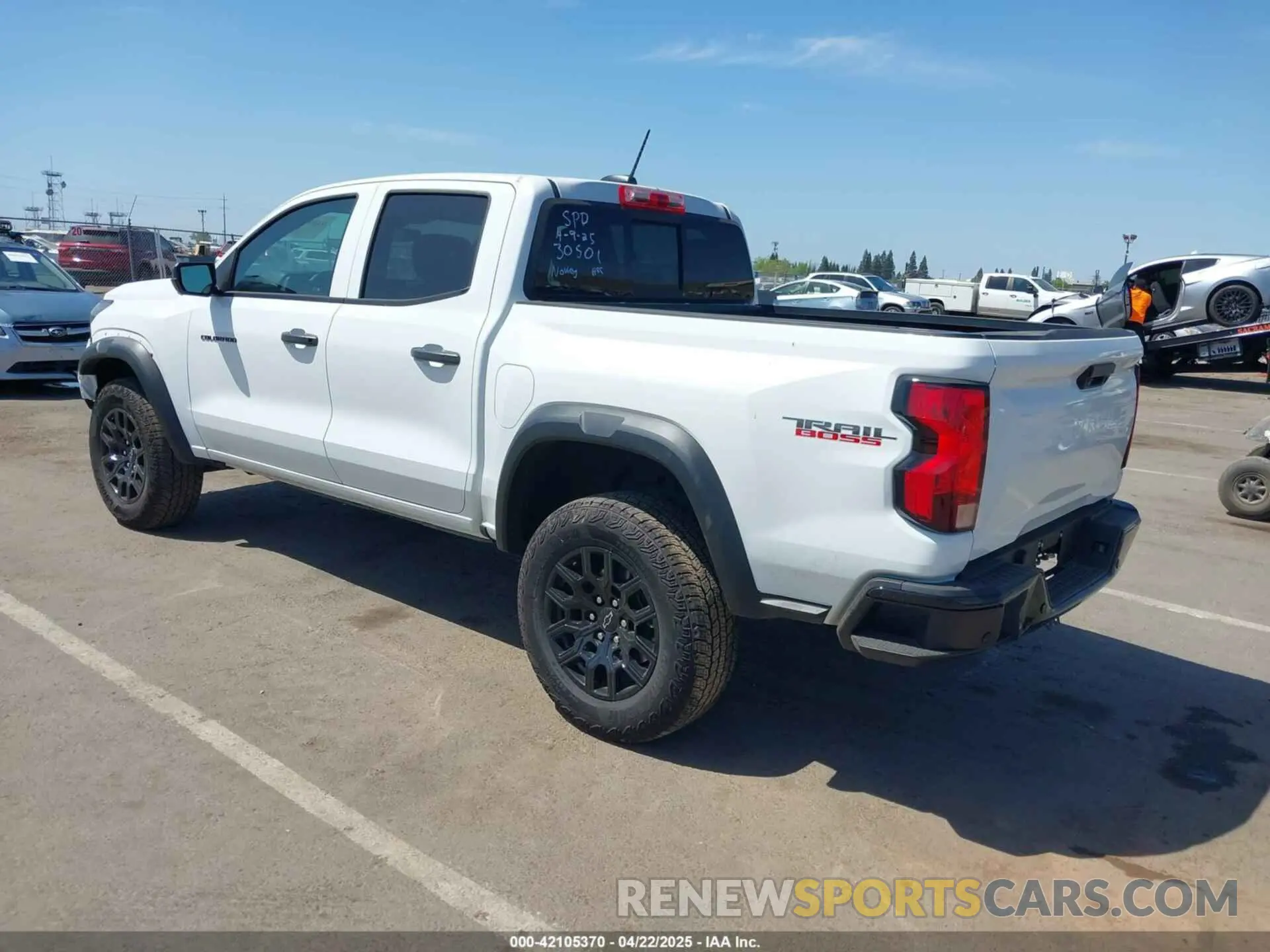 3 Фотография поврежденного автомобиля 1GCPTEEK5R1227320 CHEVROLET COLORADO 2024