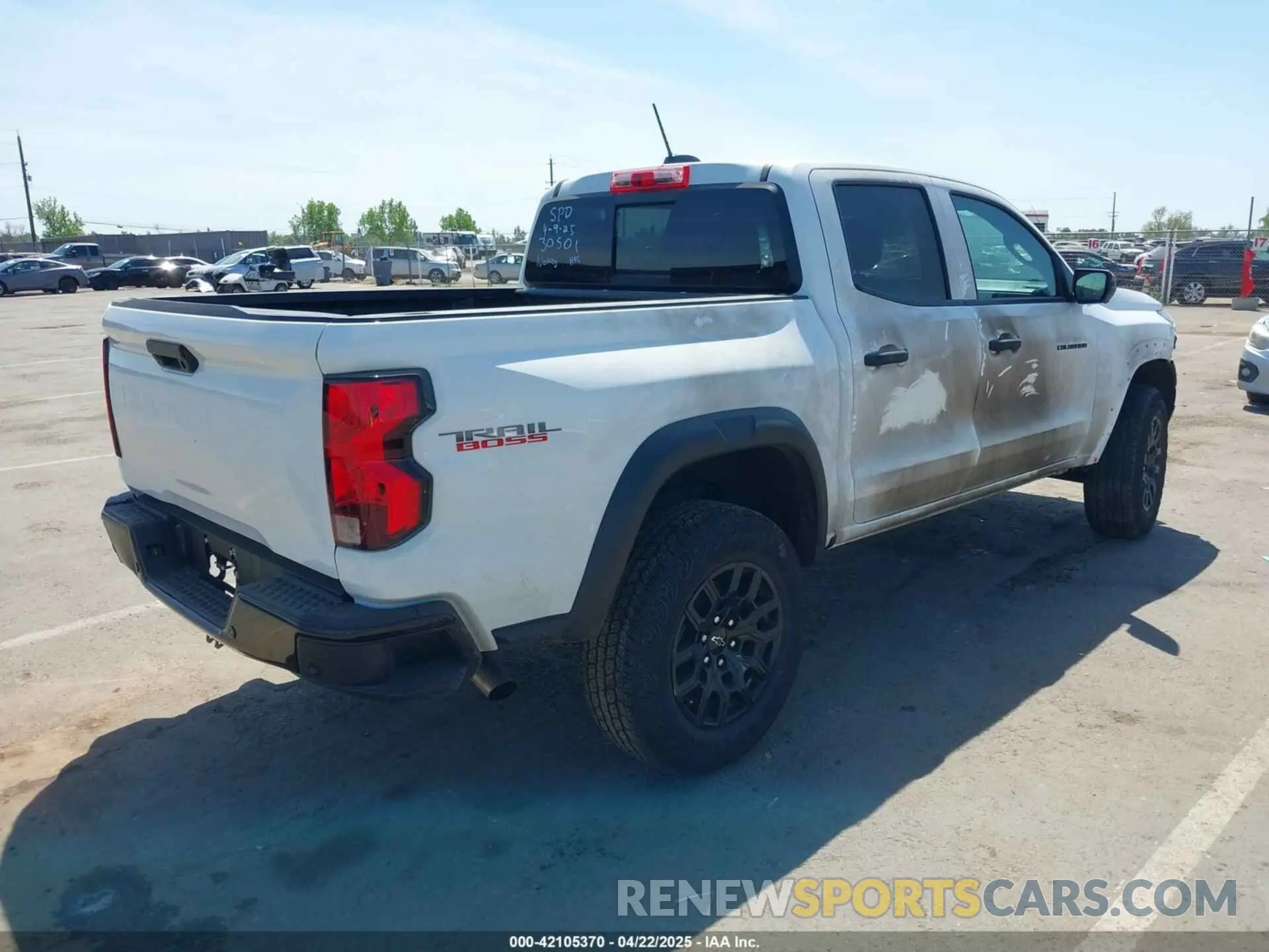 4 Фотография поврежденного автомобиля 1GCPTEEK5R1227320 CHEVROLET COLORADO 2024