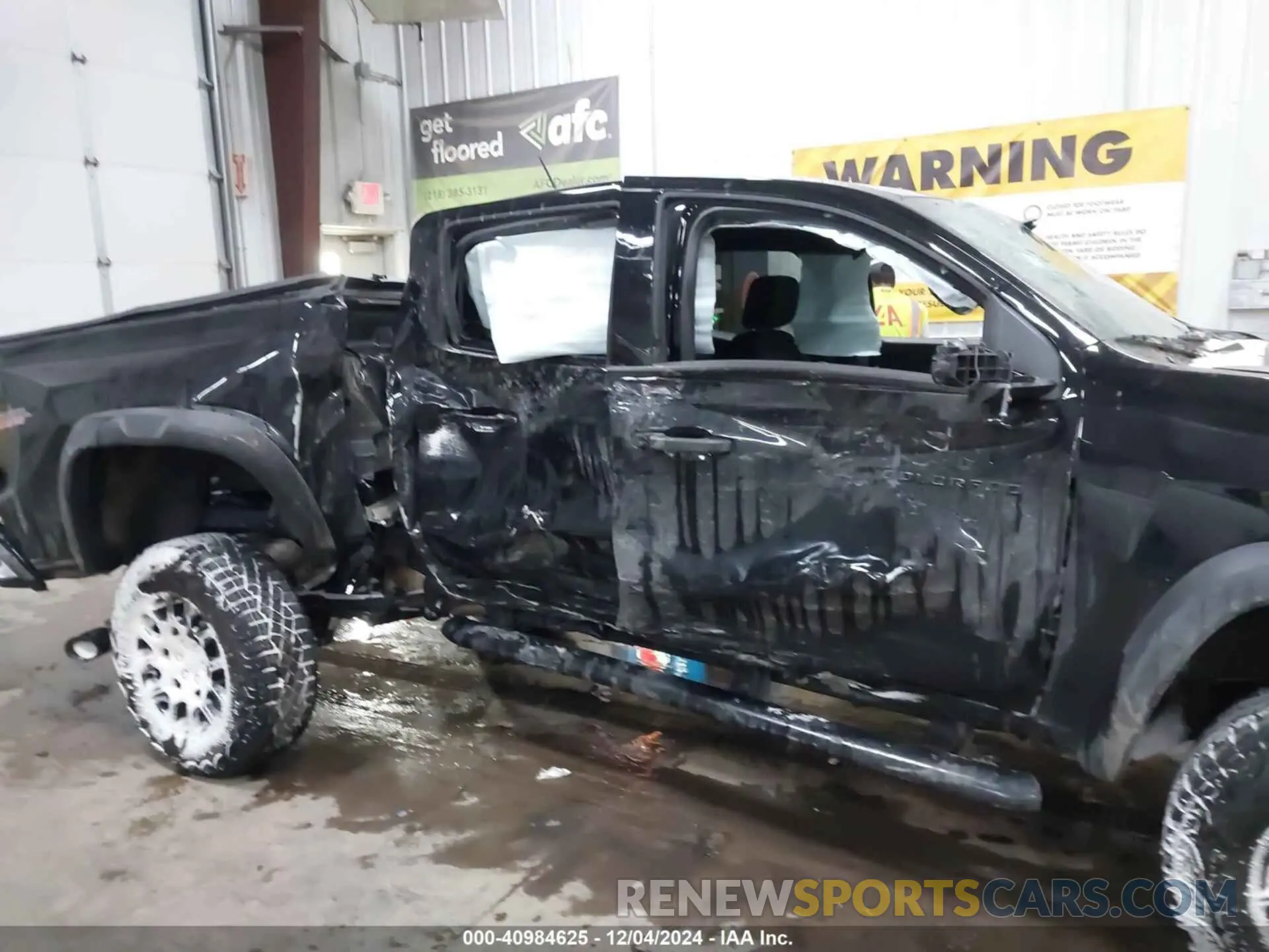6 Фотография поврежденного автомобиля 1GCPTEEK9R1161645 CHEVROLET COLORADO 2024