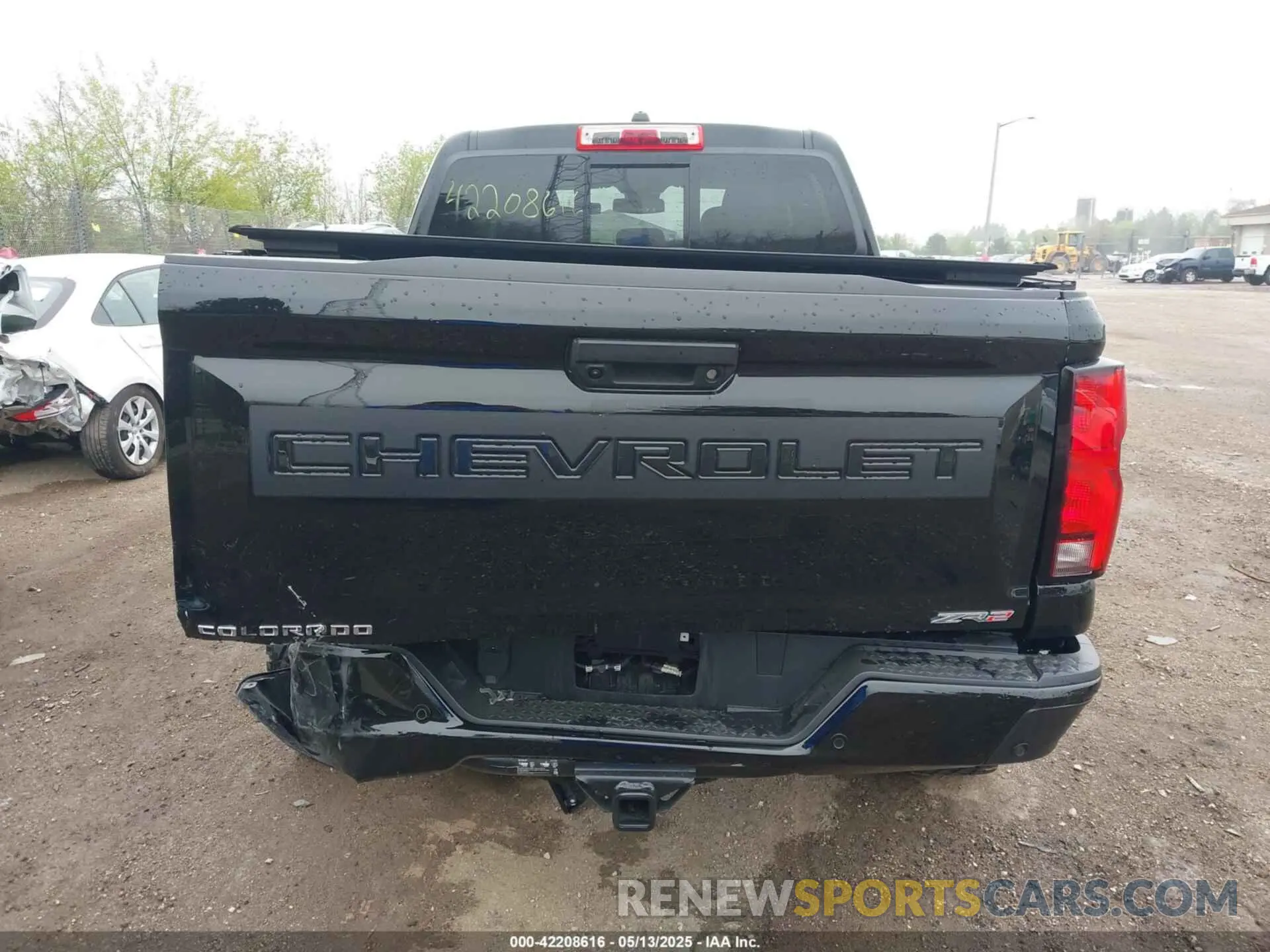 16 Photograph of a damaged car 1GCPTFEK4R1270553 CHEVROLET COLORADO 2024