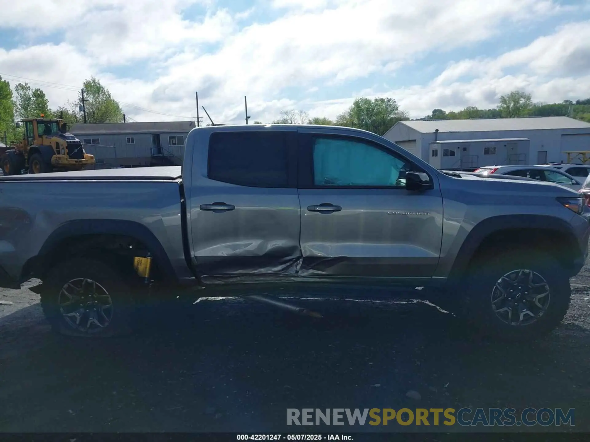 13 Photograph of a damaged car 1GCPTFEK4R1287384 CHEVROLET COLORADO 2024