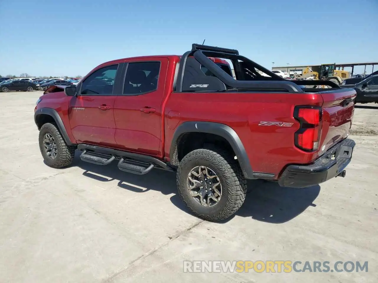 2 Photograph of a damaged car 1GCPTFEK5R1275826 CHEVROLET COLORADO 2024
