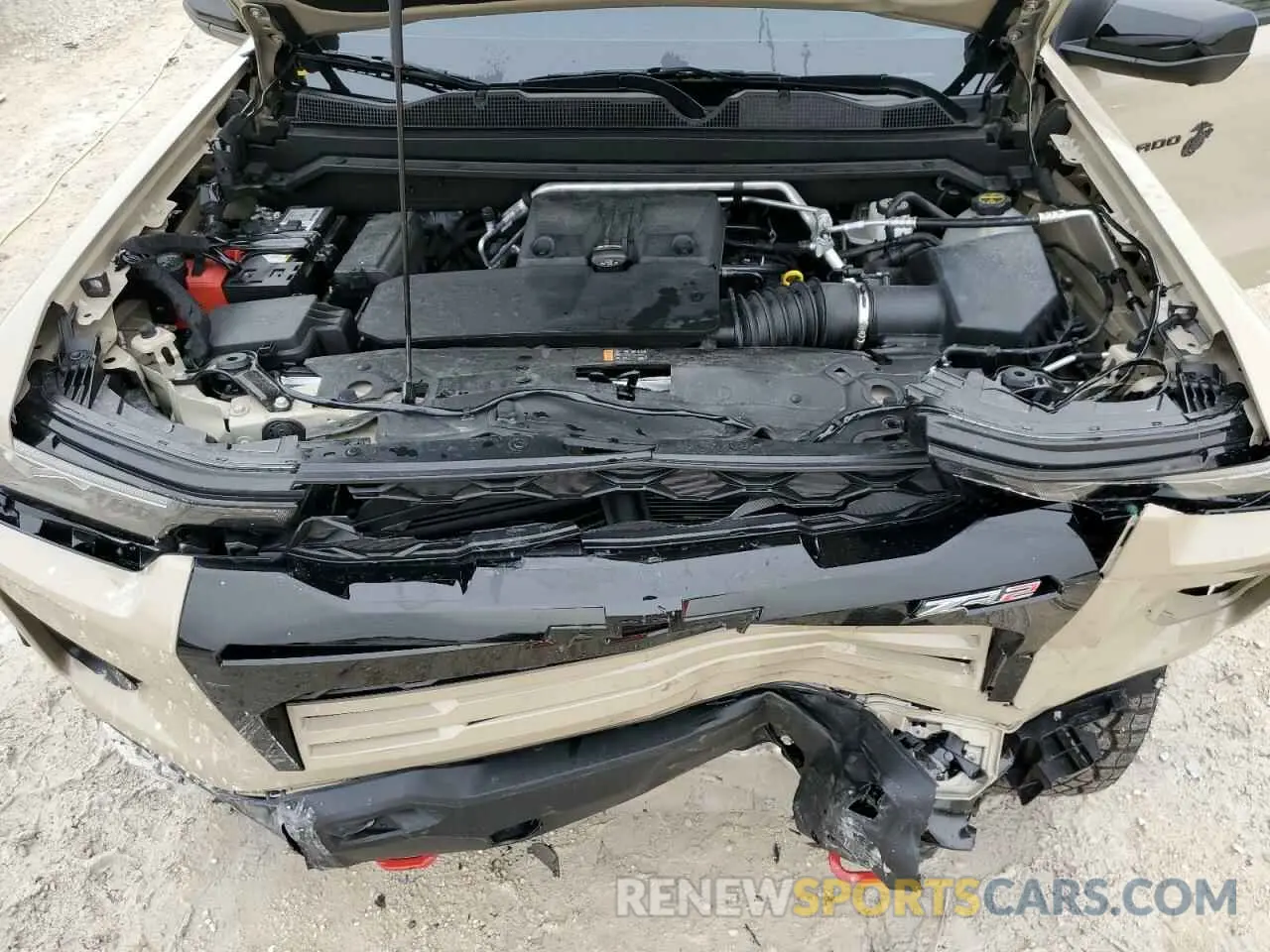 11 Photograph of a damaged car 1GCPTFEK7R1195136 CHEVROLET COLORADO 2024