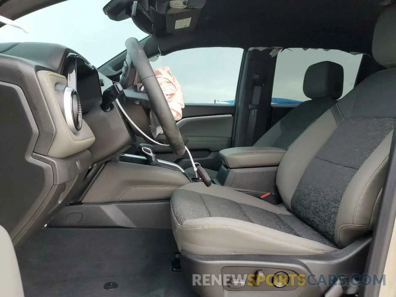 7 Photograph of a damaged car 1GCPTFEK7R1195136 CHEVROLET COLORADO 2024
