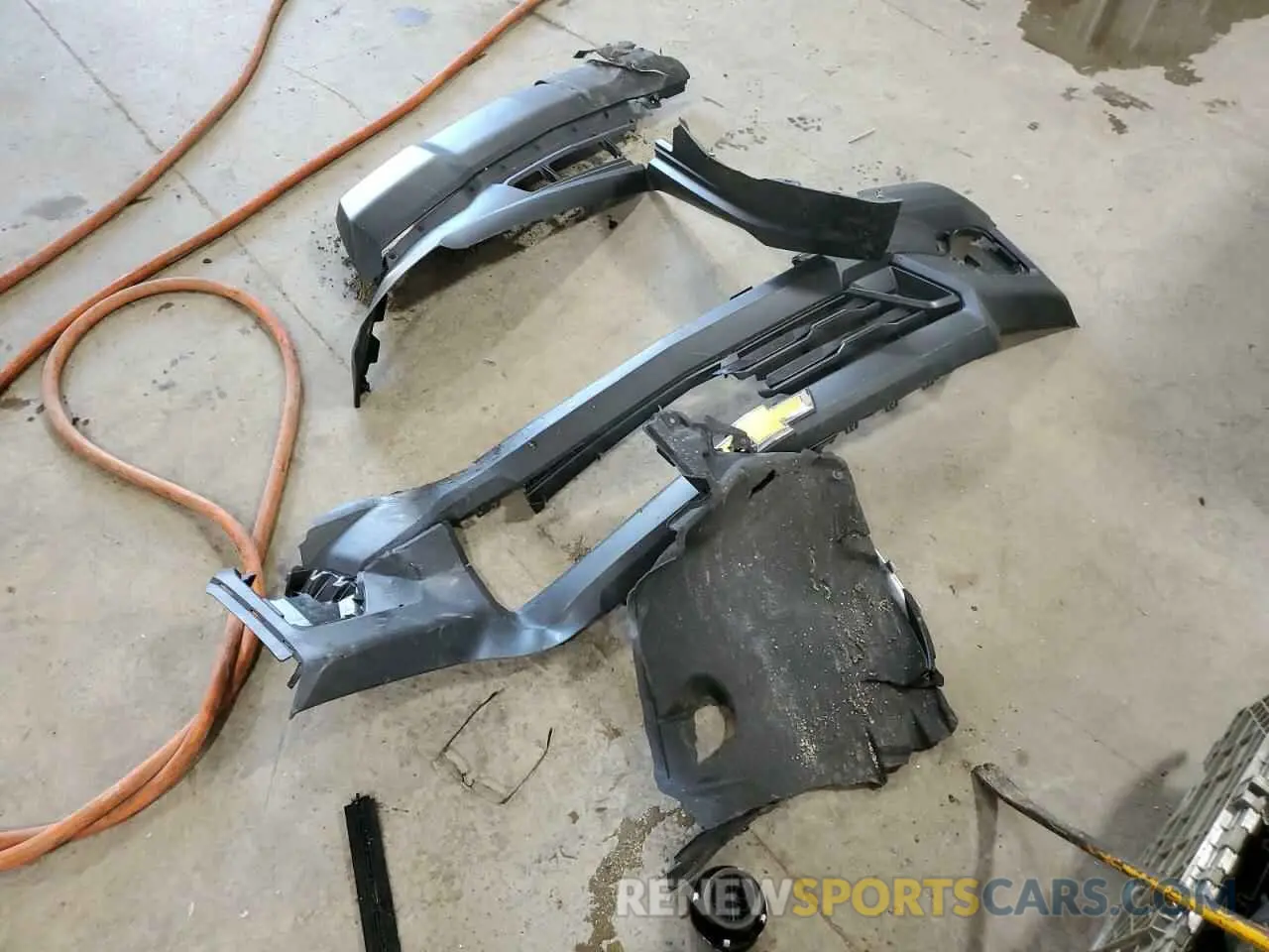 12 Photograph of a damaged car 1GCPSBEK8S1153690 CHEVROLET COLORADO 2025