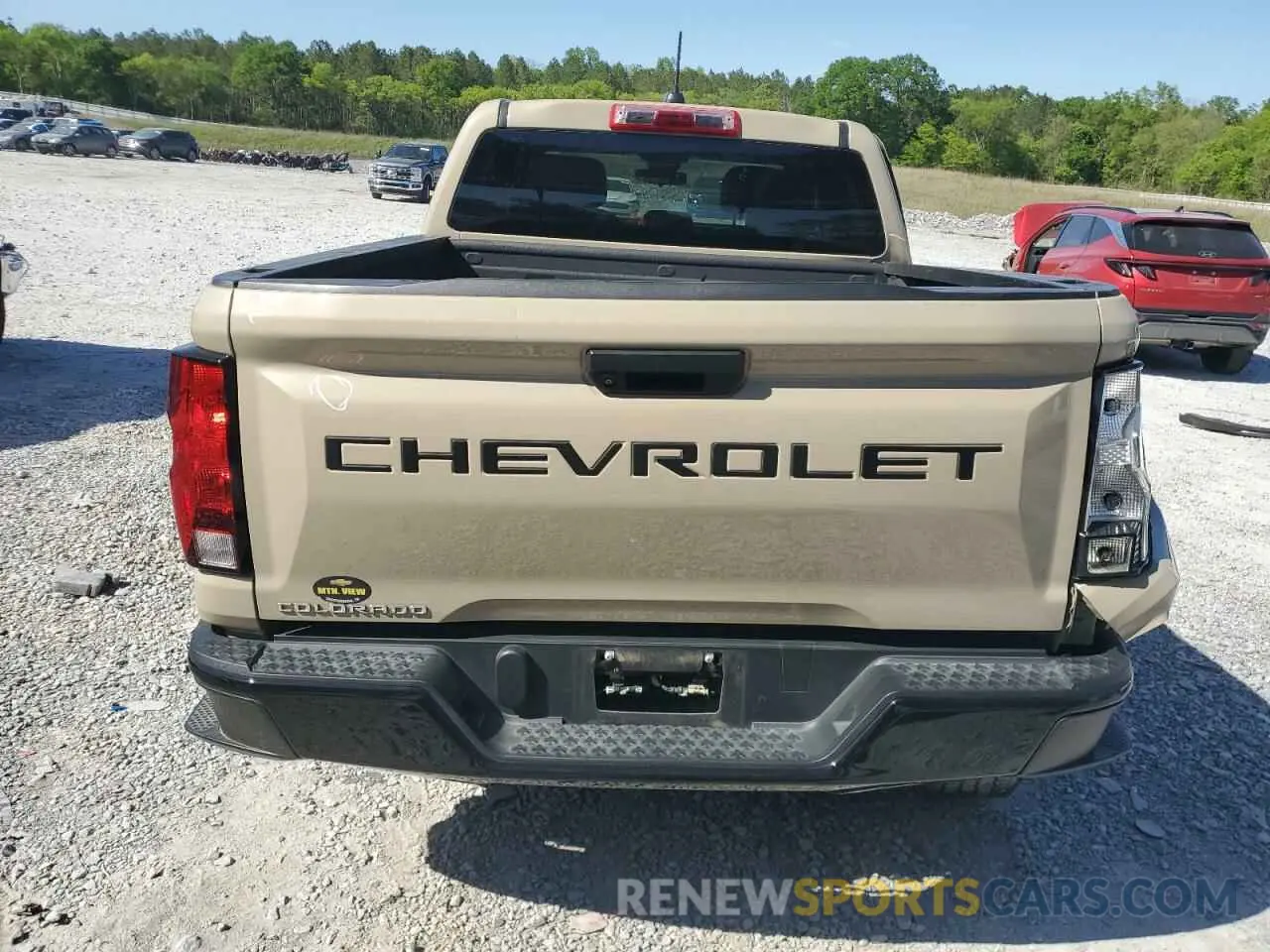 6 Photograph of a damaged car 1GCPTEEK5P1157847 CHEVROLET COLORADO T 2023