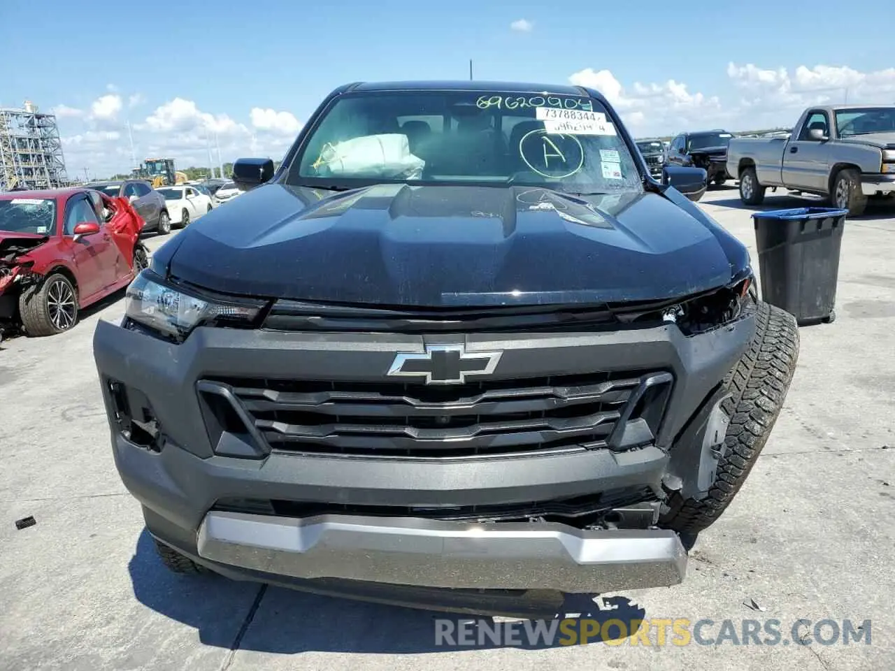 5 Фотография поврежденного автомобиля 1GCPTEEKXP1185157 CHEVROLET COLORADO T 2023