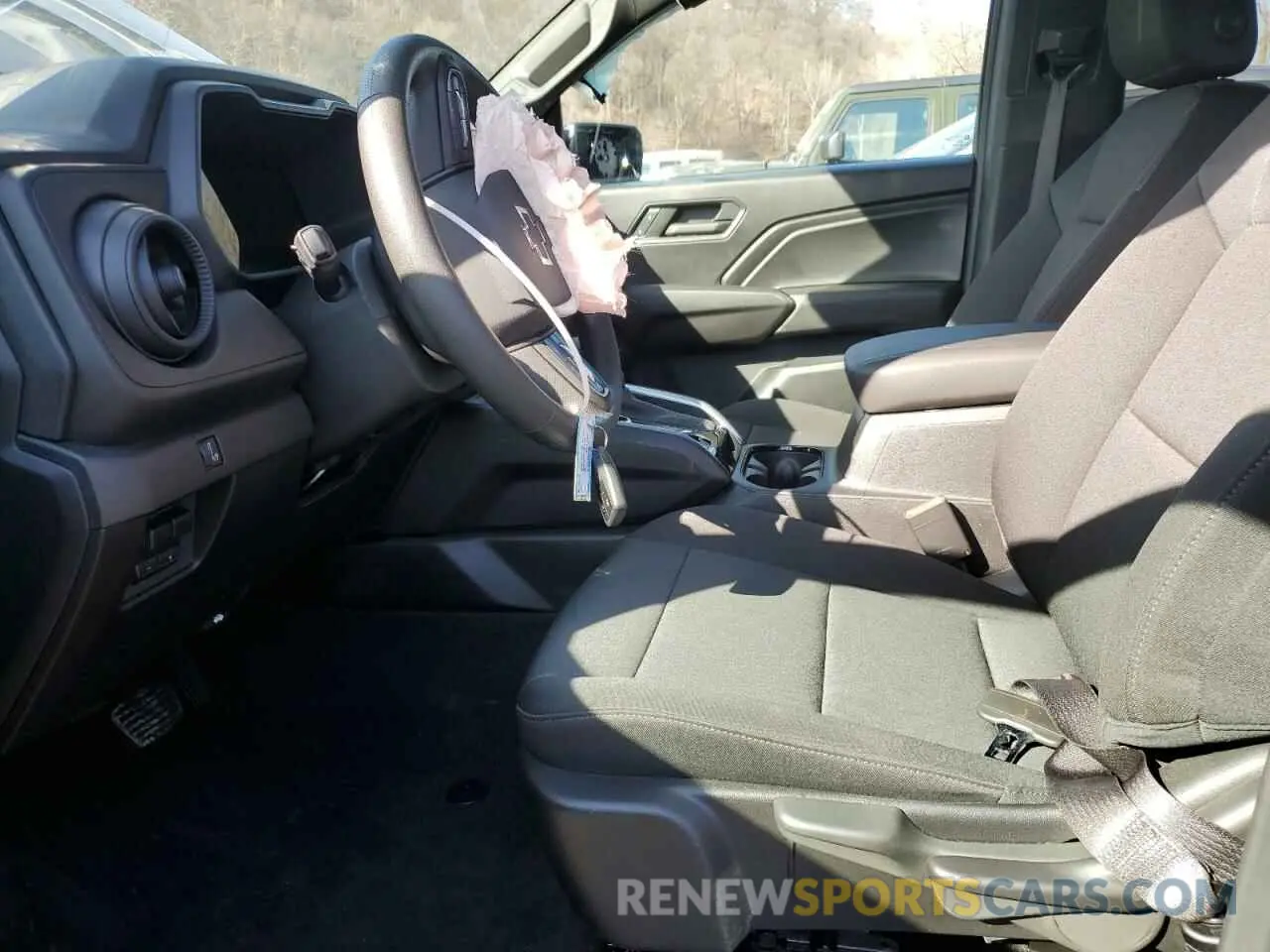7 Photograph of a damaged car 1GCPTEEK2R1252143 CHEVROLET COLORADO T 2024