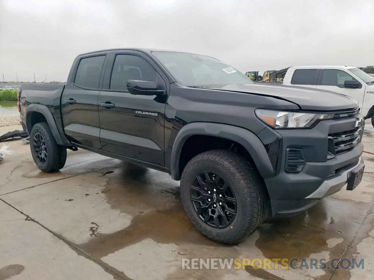 4 Фотография поврежденного автомобиля 1GCPTEEK3R1284115 CHEVROLET COLORADO T 2024
