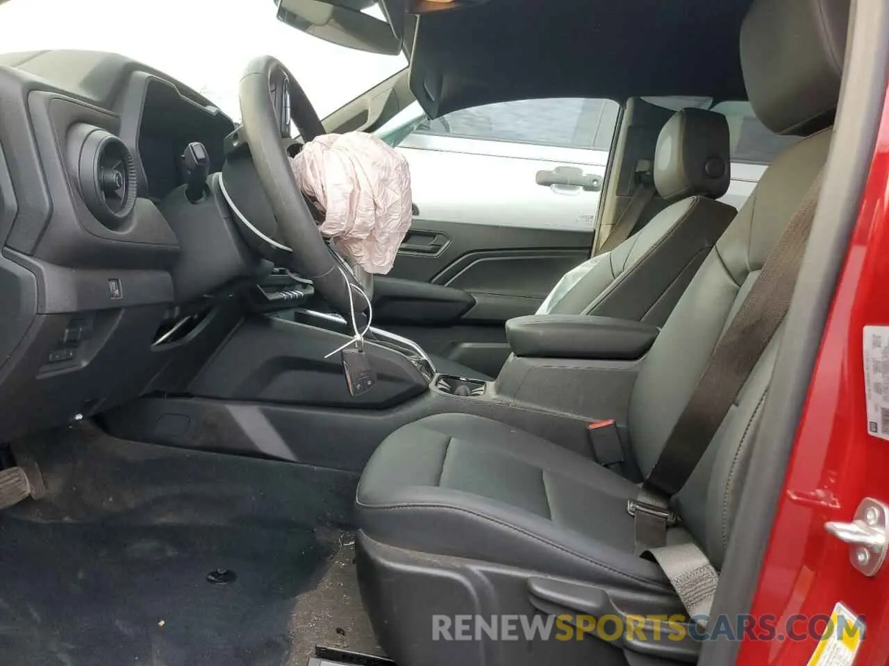 7 Photograph of a damaged car 1GCPTEEK5R1271947 CHEVROLET COLORADO T 2024