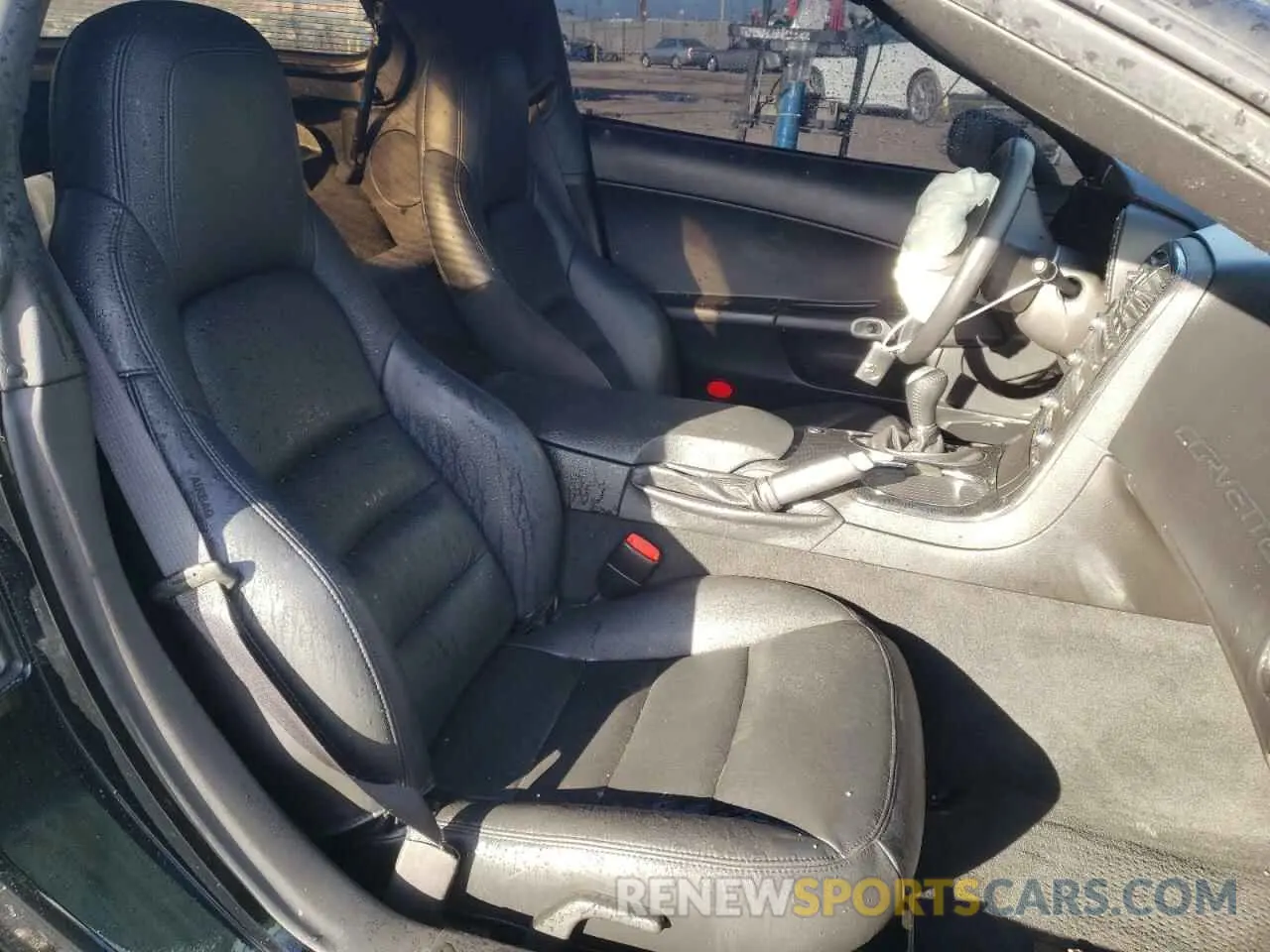 10 Фотография поврежденного автомобиля 1G1YA2DW7B5105465 CHEVROLET CORVETTE 2011