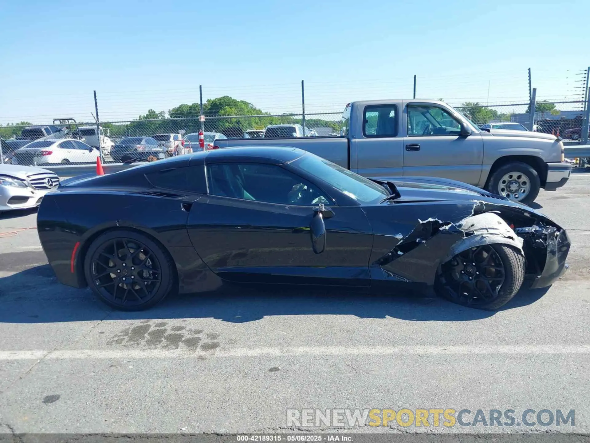 13 Фотография поврежденного автомобиля 1G1YB2D73K5118963 CHEVROLET CORVETTE 2019