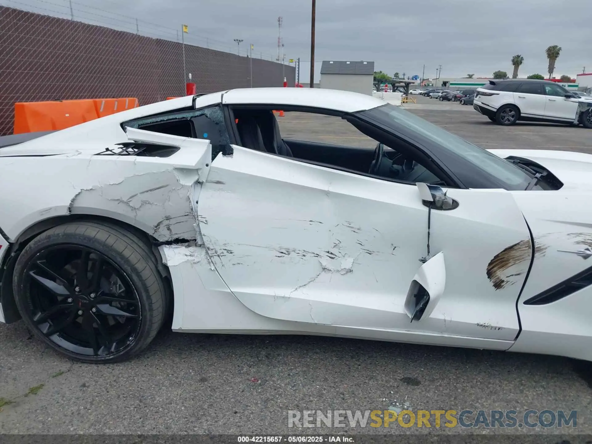 6 Photograph of a damaged car 1G1YB2D76K5112204 CHEVROLET CORVETTE 2019