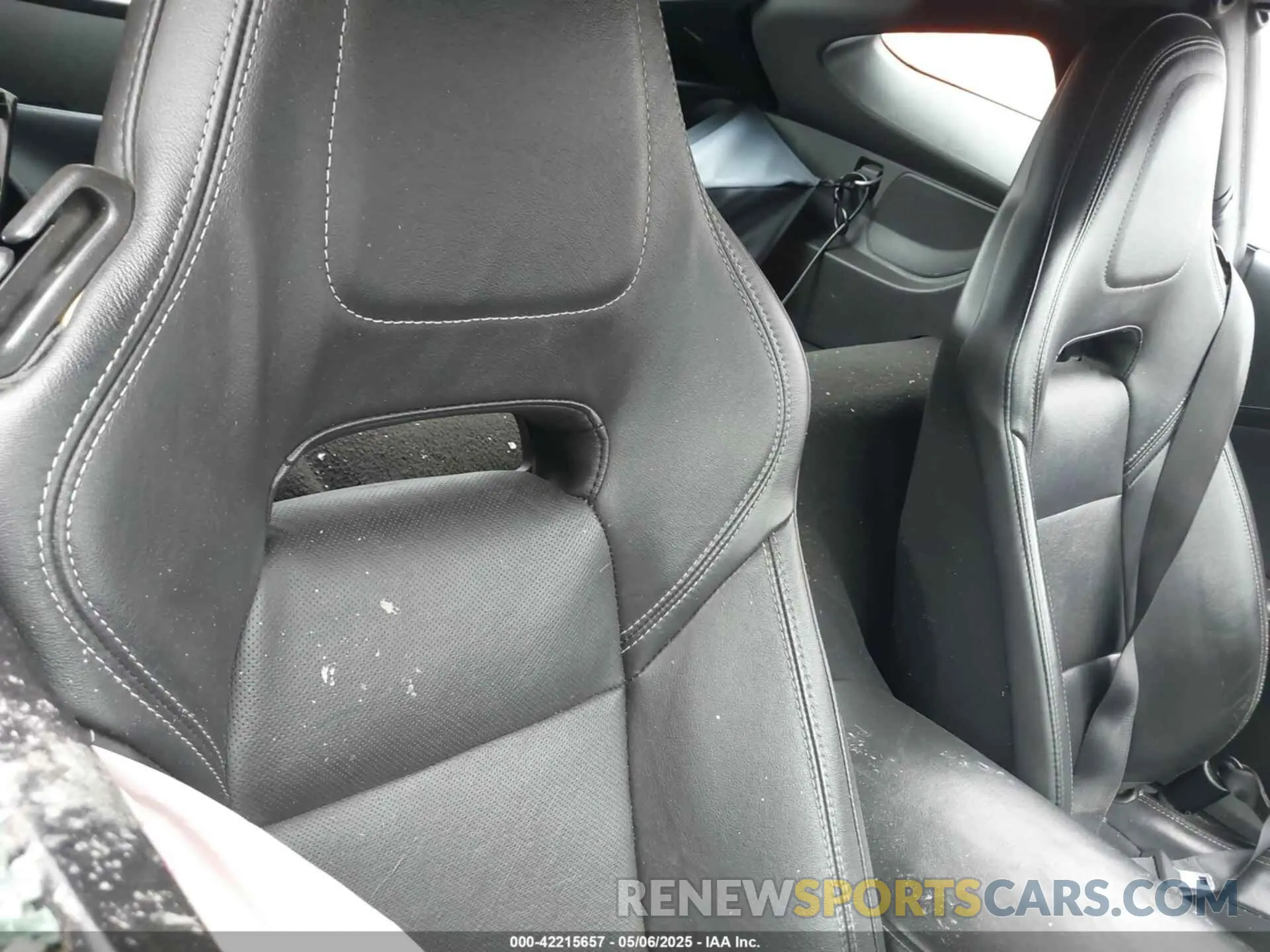 8 Photograph of a damaged car 1G1YB2D76K5112204 CHEVROLET CORVETTE 2019