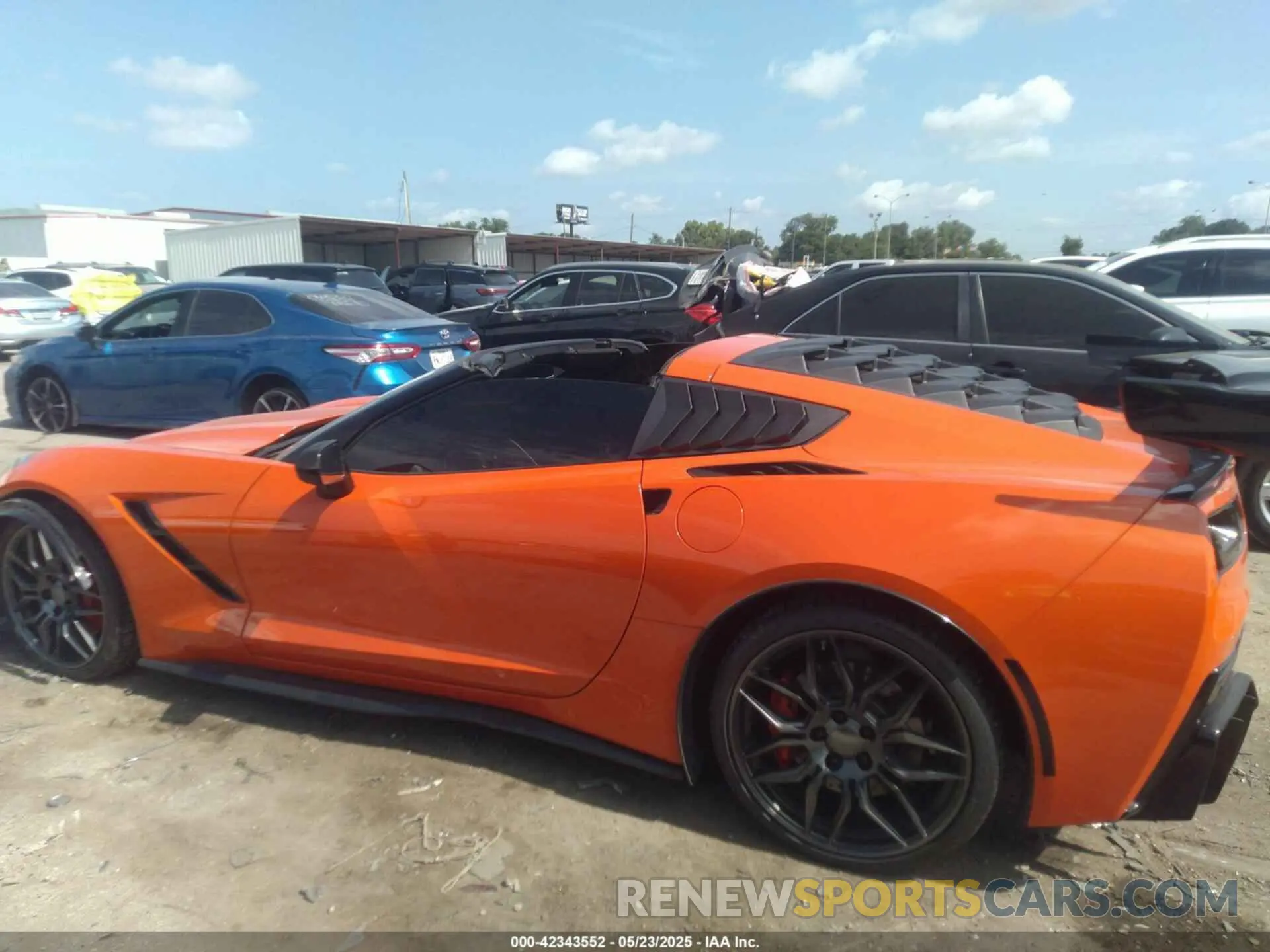 13 Photograph of a damaged car 1G1YC2D77K5100110 CHEVROLET CORVETTE 2019