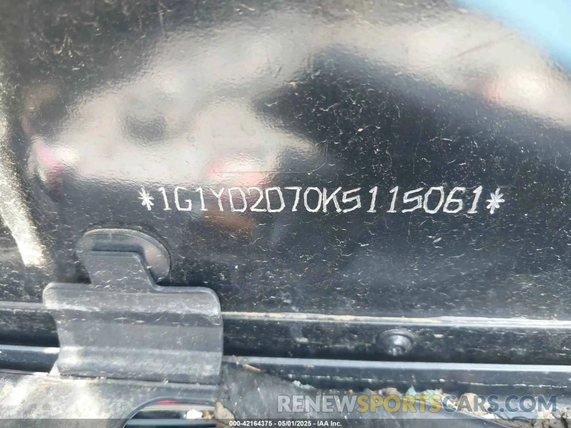 9 Фотография поврежденного автомобиля 1G1YD2D70K5115061 CHEVROLET CORVETTE 2019