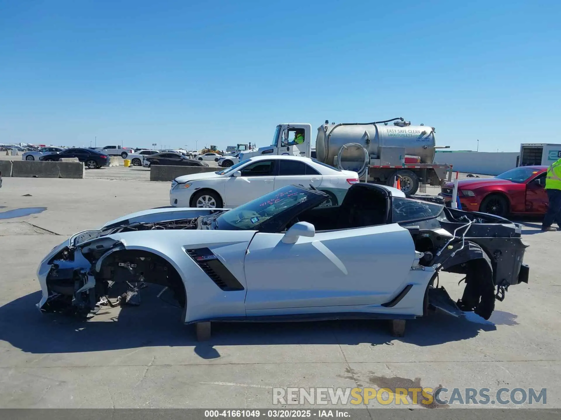 14 Фотография поврежденного автомобиля 1G1YP2D61K5600520 CHEVROLET CORVETTE 2019