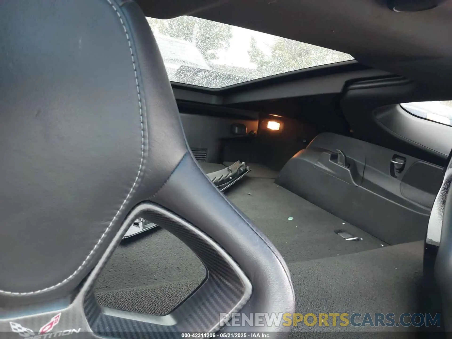 8 Photograph of a damaged car 1G1YS2D68K5601517 CHEVROLET CORVETTE 2019