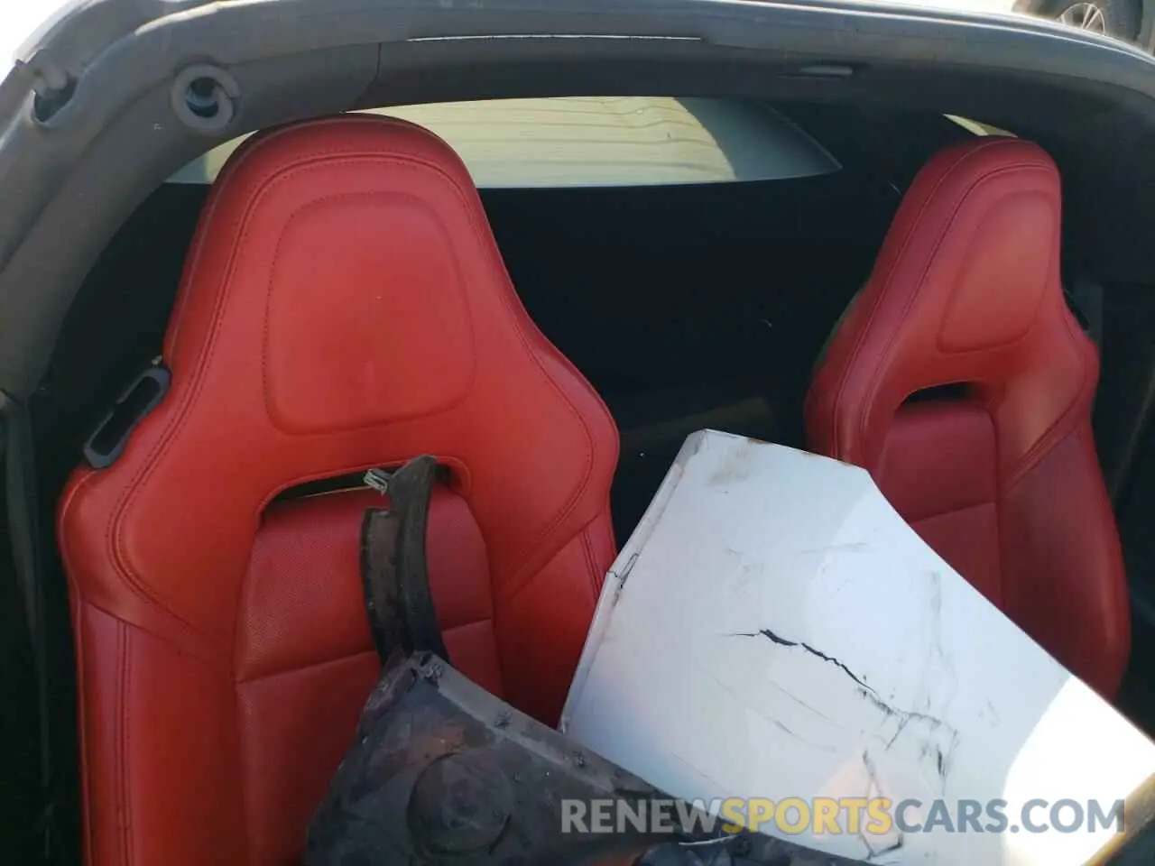 10 Photograph of a damaged car 1G1YW2D74K5113002 CHEVROLET CORVETTE 2019
