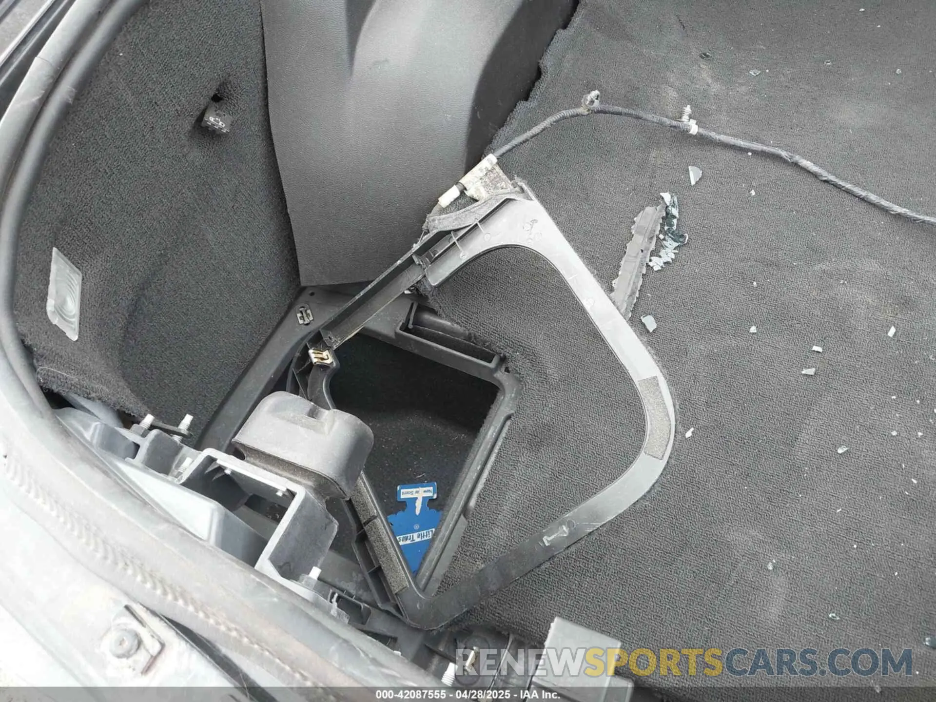 22 Photograph of a damaged car 1G1YW2D75K5112067 CHEVROLET CORVETTE 2019