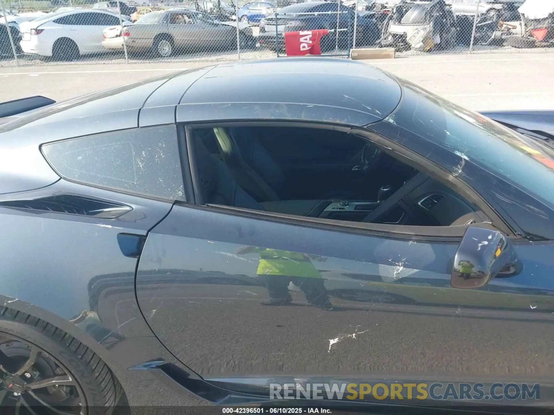 18 Photograph of a damaged car 1G1YW2D7XK5116017 CHEVROLET CORVETTE 2019