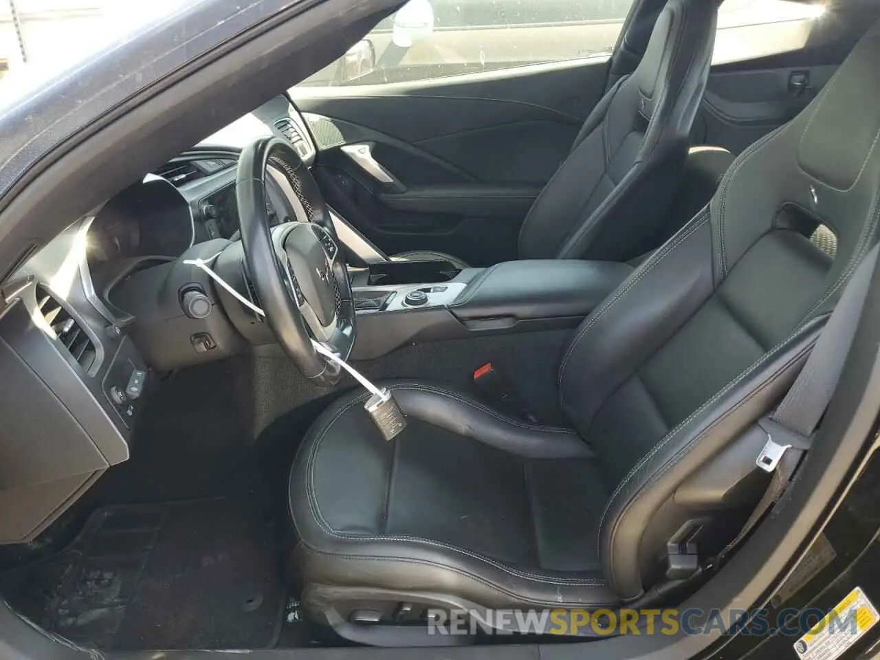7 Photograph of a damaged car 1G1YY2D70K5124895 CHEVROLET CORVETTE 2019