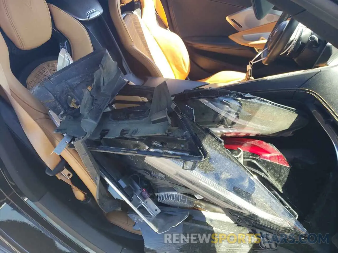 10 Photograph of a damaged car 1G1Y72D4XL5101070 CHEVROLET CORVETTE 2020