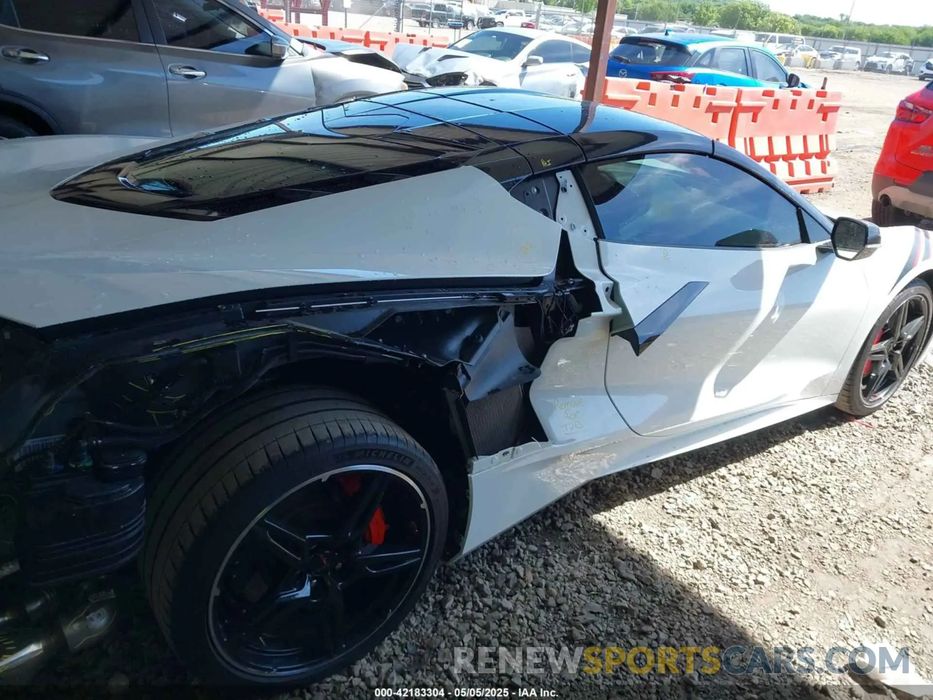 18 Photograph of a damaged car 1G1Y62D47L5106522 CHEVROLET CORVETTE STINGRAY 2020
