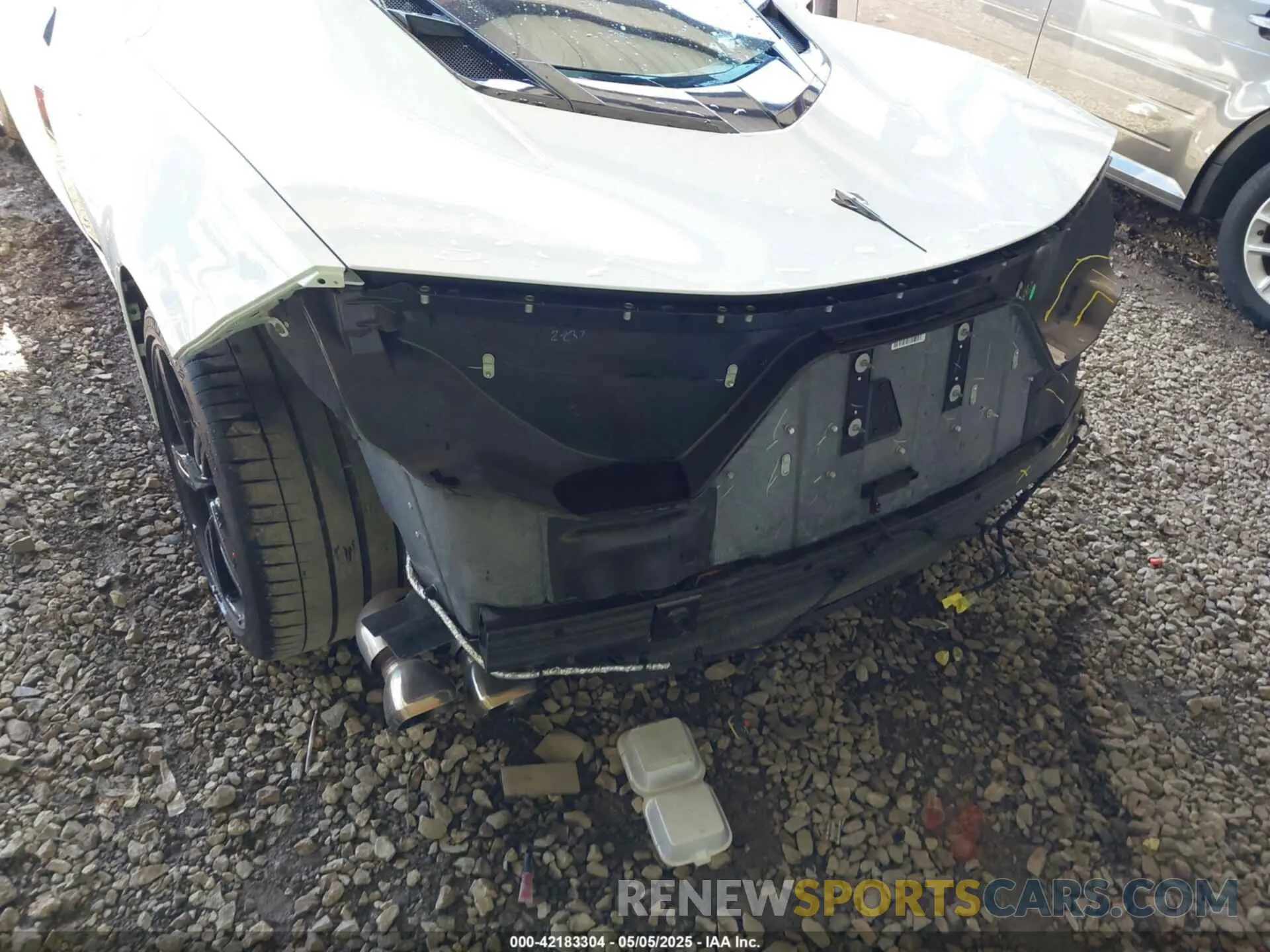 20 Photograph of a damaged car 1G1Y62D47L5106522 CHEVROLET CORVETTE STINGRAY 2020