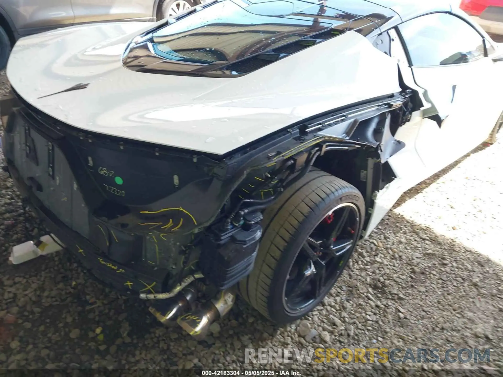 21 Photograph of a damaged car 1G1Y62D47L5106522 CHEVROLET CORVETTE STINGRAY 2020