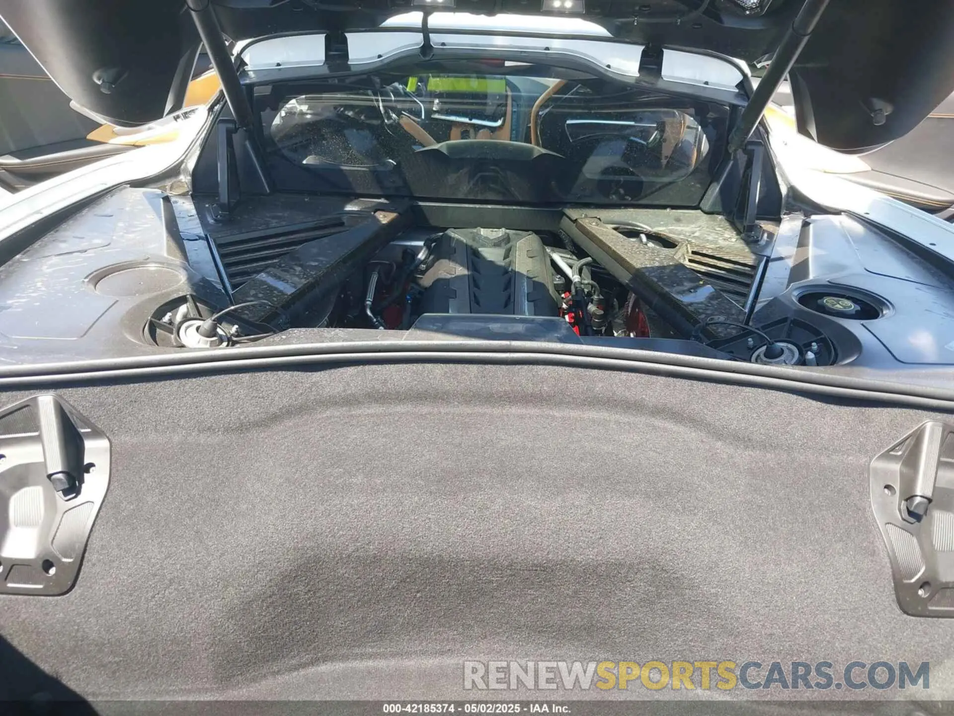 10 Photograph of a damaged car 1G1Y72D43L5111441 CHEVROLET CORVETTE STINGRAY 2020