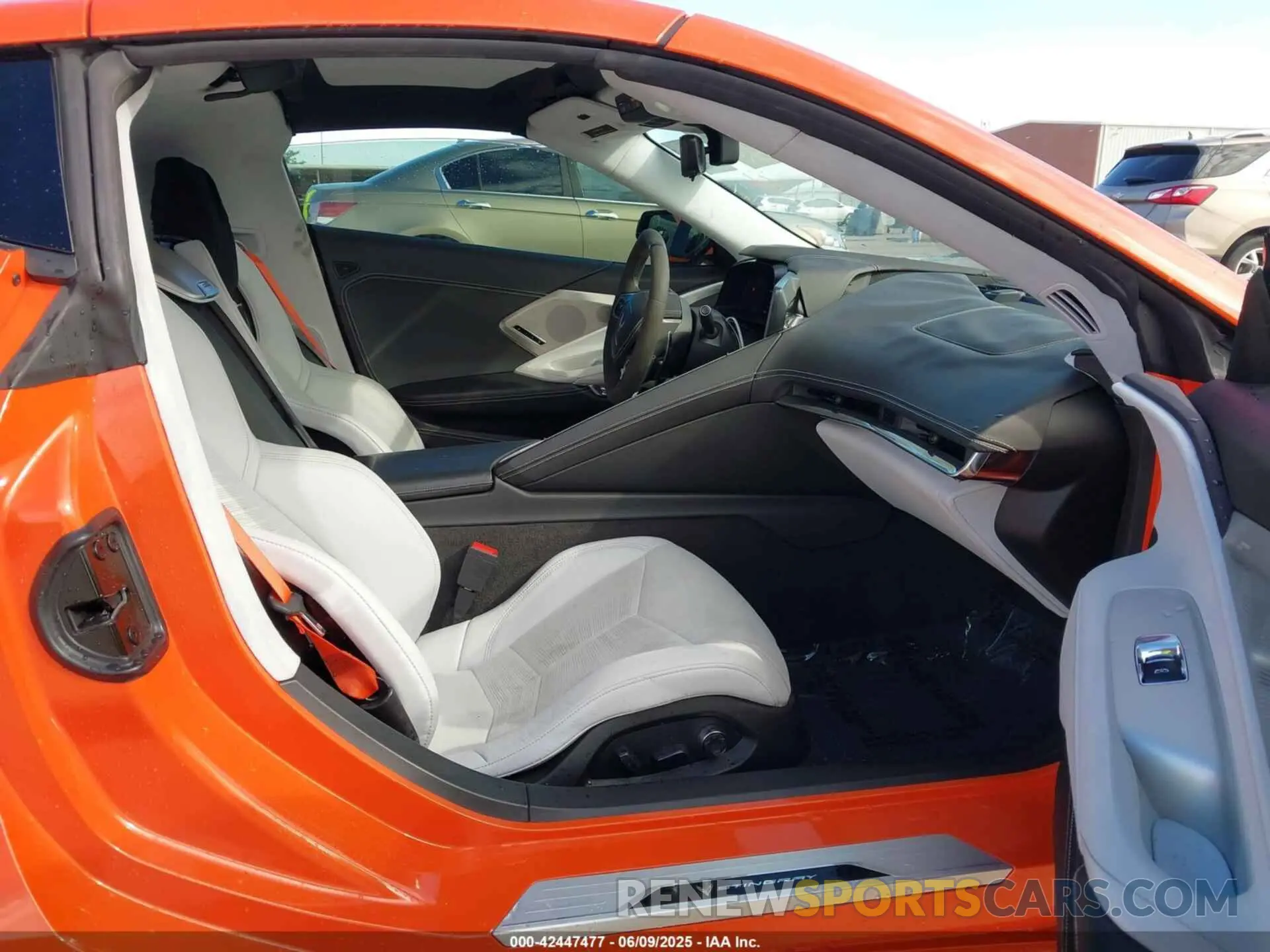 5 Photograph of a damaged car 1G1Y82D46L5105548 CHEVROLET CORVETTE STINGRAY 2020