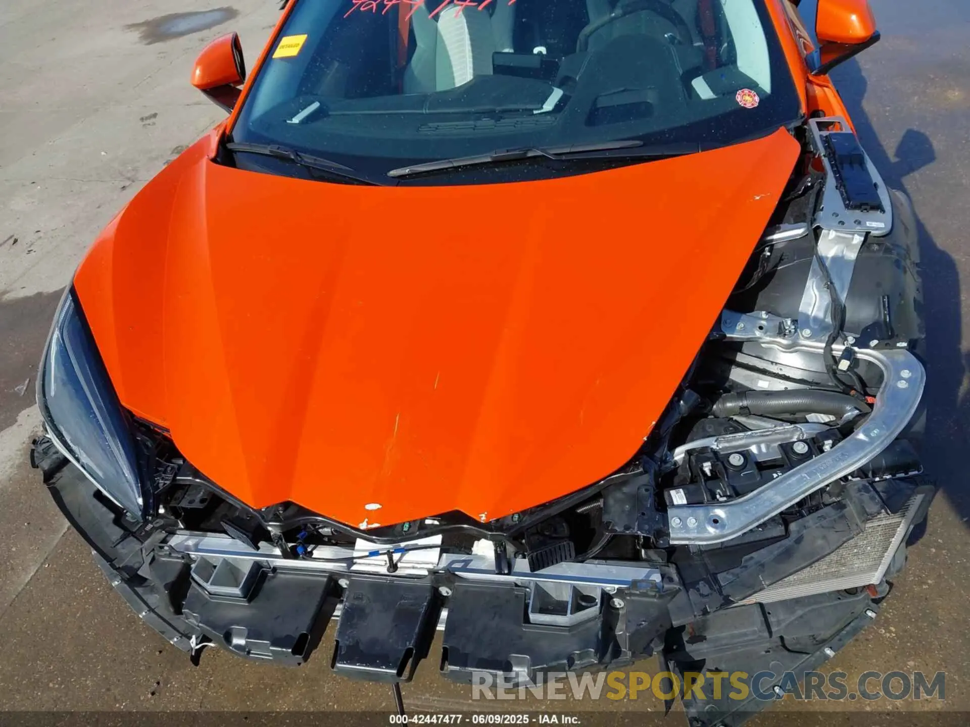 6 Photograph of a damaged car 1G1Y82D46L5105548 CHEVROLET CORVETTE STINGRAY 2020