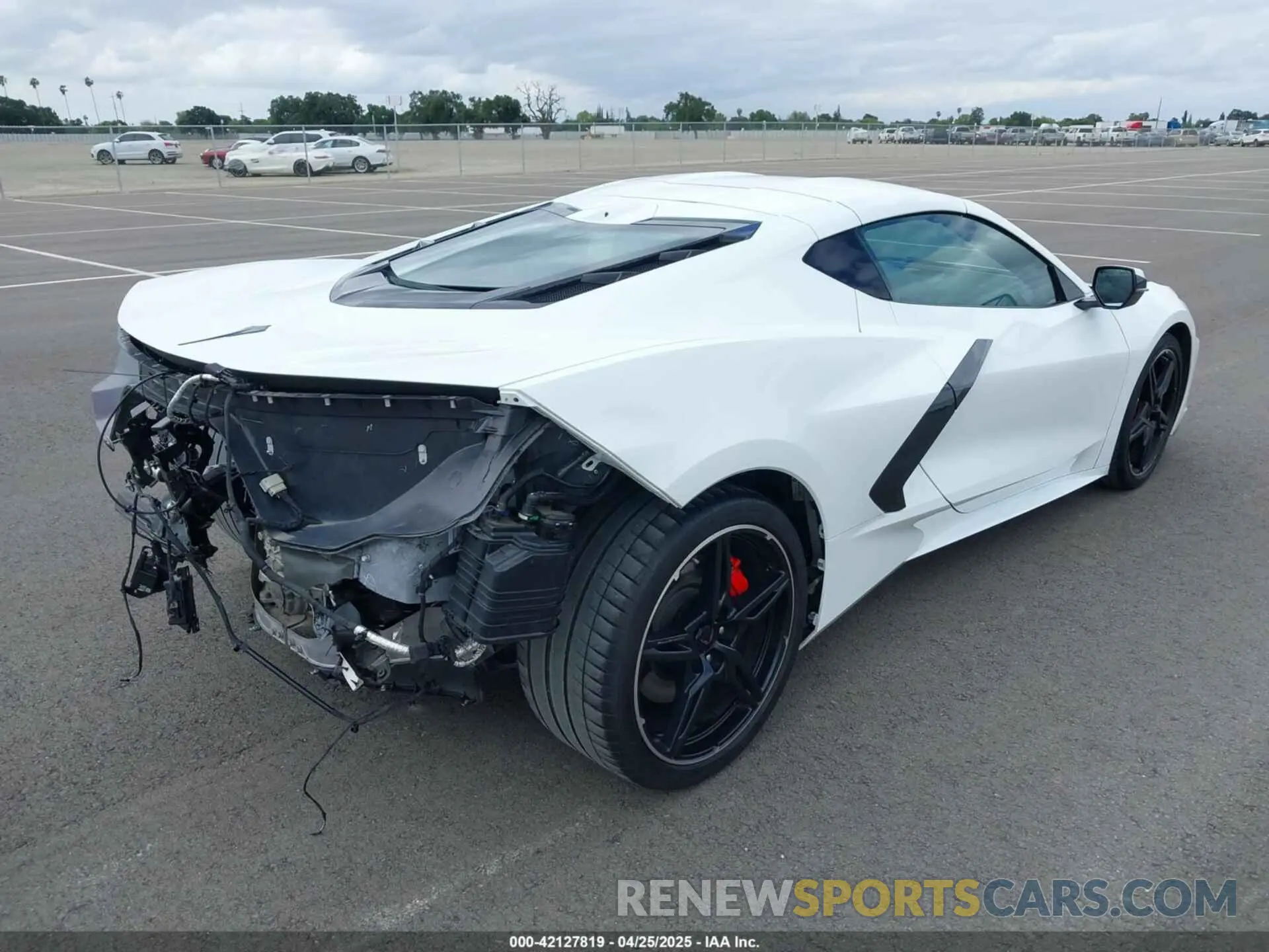 4 Photograph of a damaged car 1G1YB2D42N5112386 CHEVROLET CORVETTE STINGRAY 2022