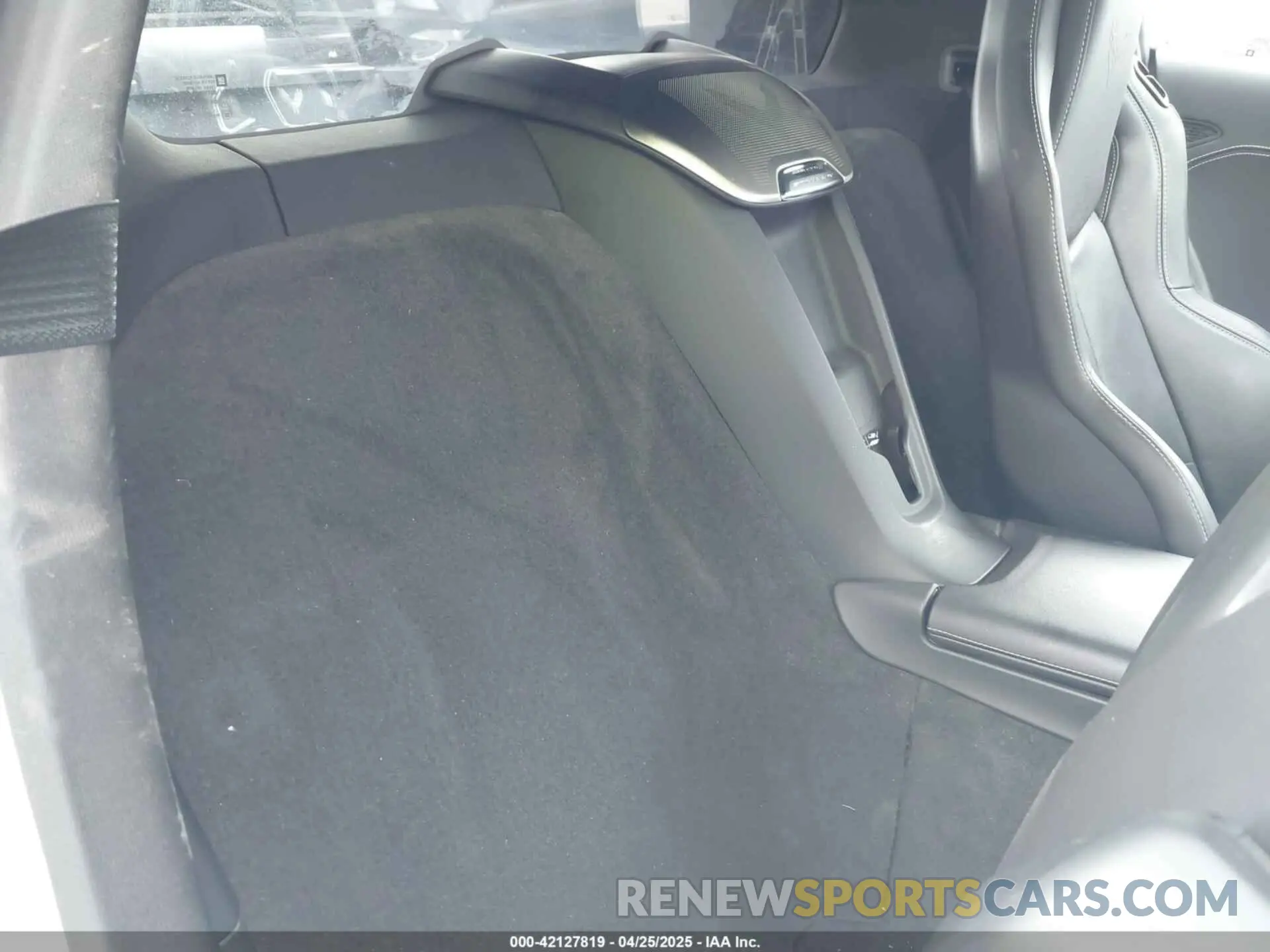 8 Photograph of a damaged car 1G1YB2D42N5112386 CHEVROLET CORVETTE STINGRAY 2022