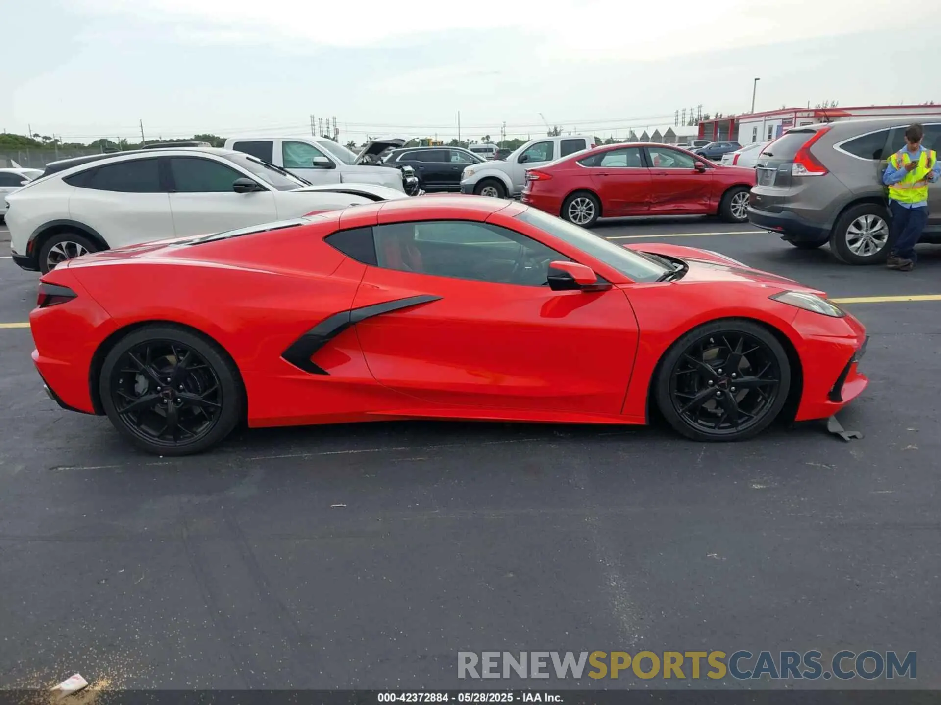 13 Фотография поврежденного автомобиля 1G1YB2D44N5103303 CHEVROLET CORVETTE STINGRAY 2022