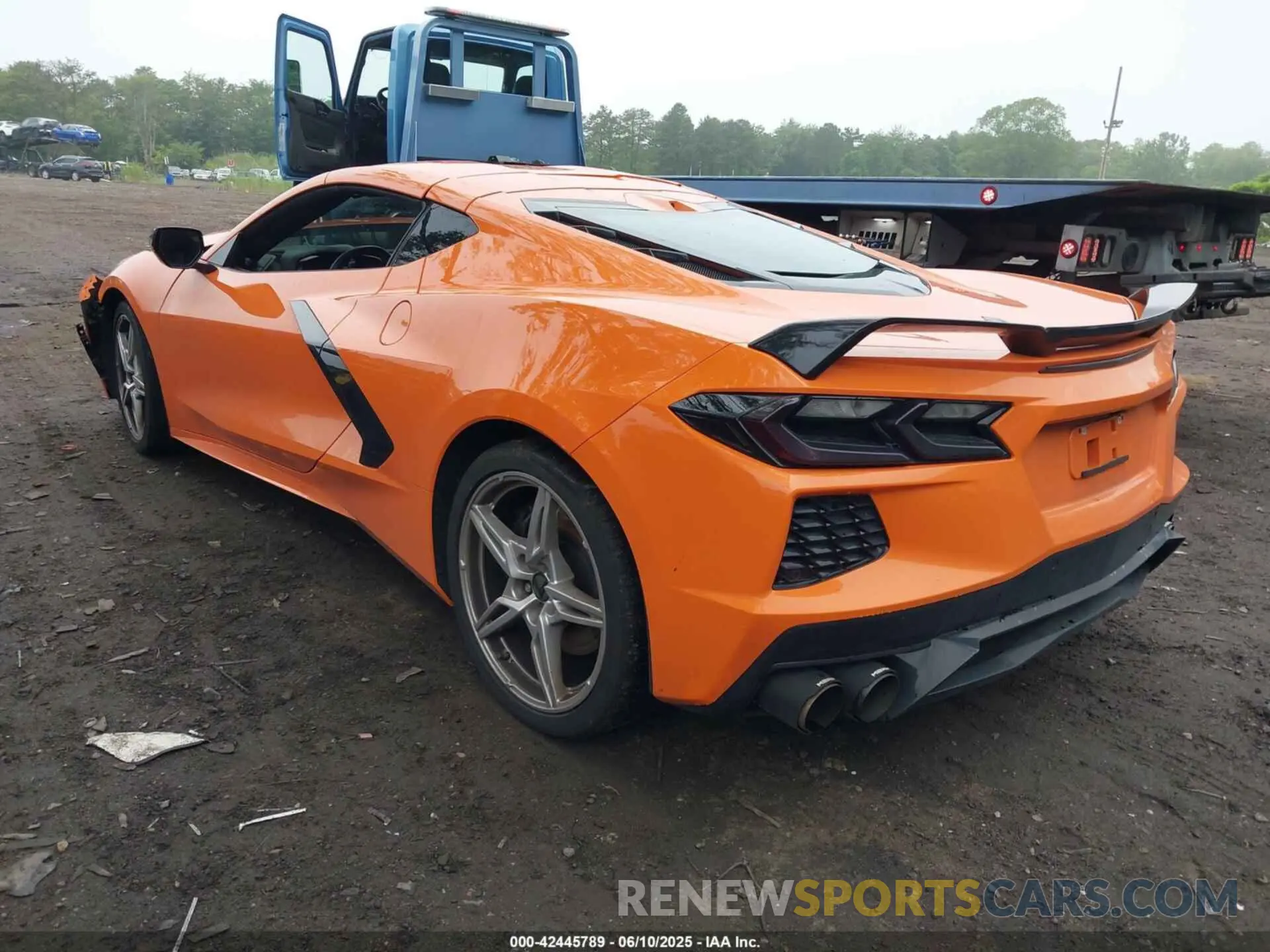 3 Photograph of a damaged car 1G1YB2D4XN5111891 CHEVROLET CORVETTE STINGRAY 2022