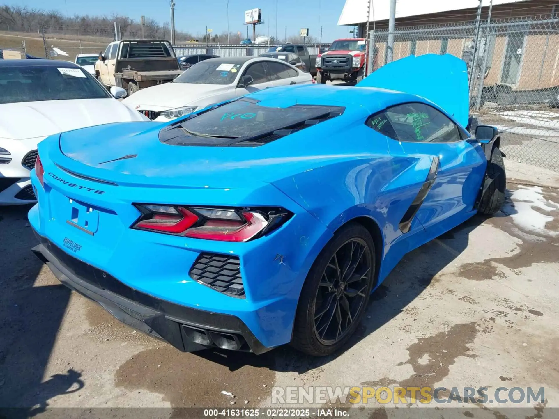 4 Фотография поврежденного автомобиля 1G1YA2D40P5129757 CHEVROLET CORVETTE STINGRAY 2023