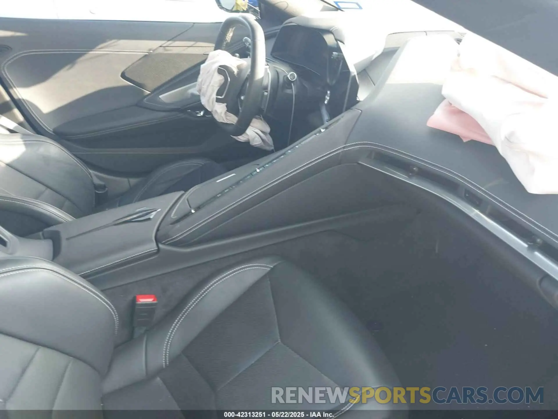 5 Photograph of a damaged car 1G1YA2D4XP5113856 CHEVROLET CORVETTE STINGRAY 2023