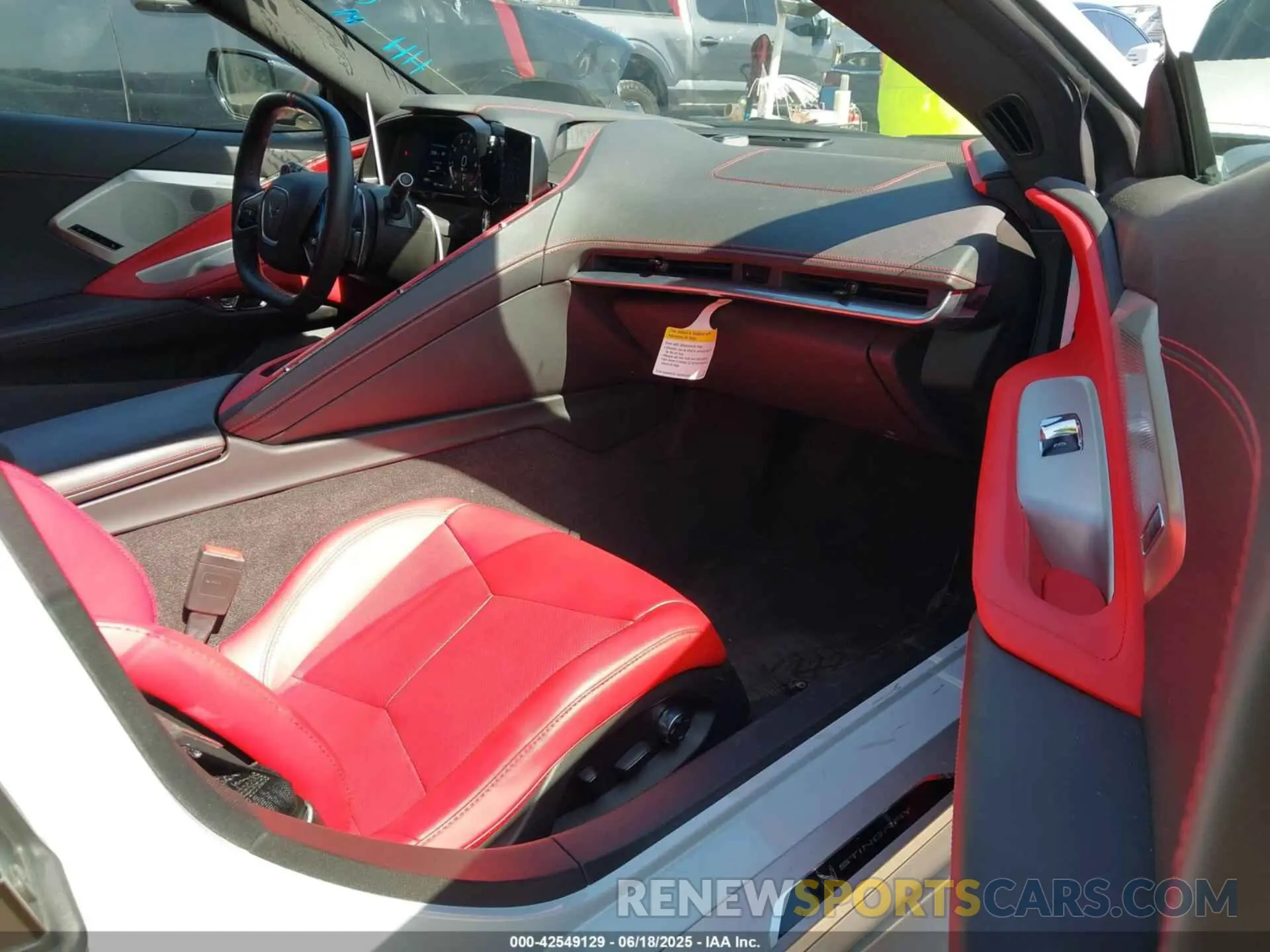 5 Photograph of a damaged car 1G1YB2D4XP5140679 CHEVROLET CORVETTE STINGRAY 2023