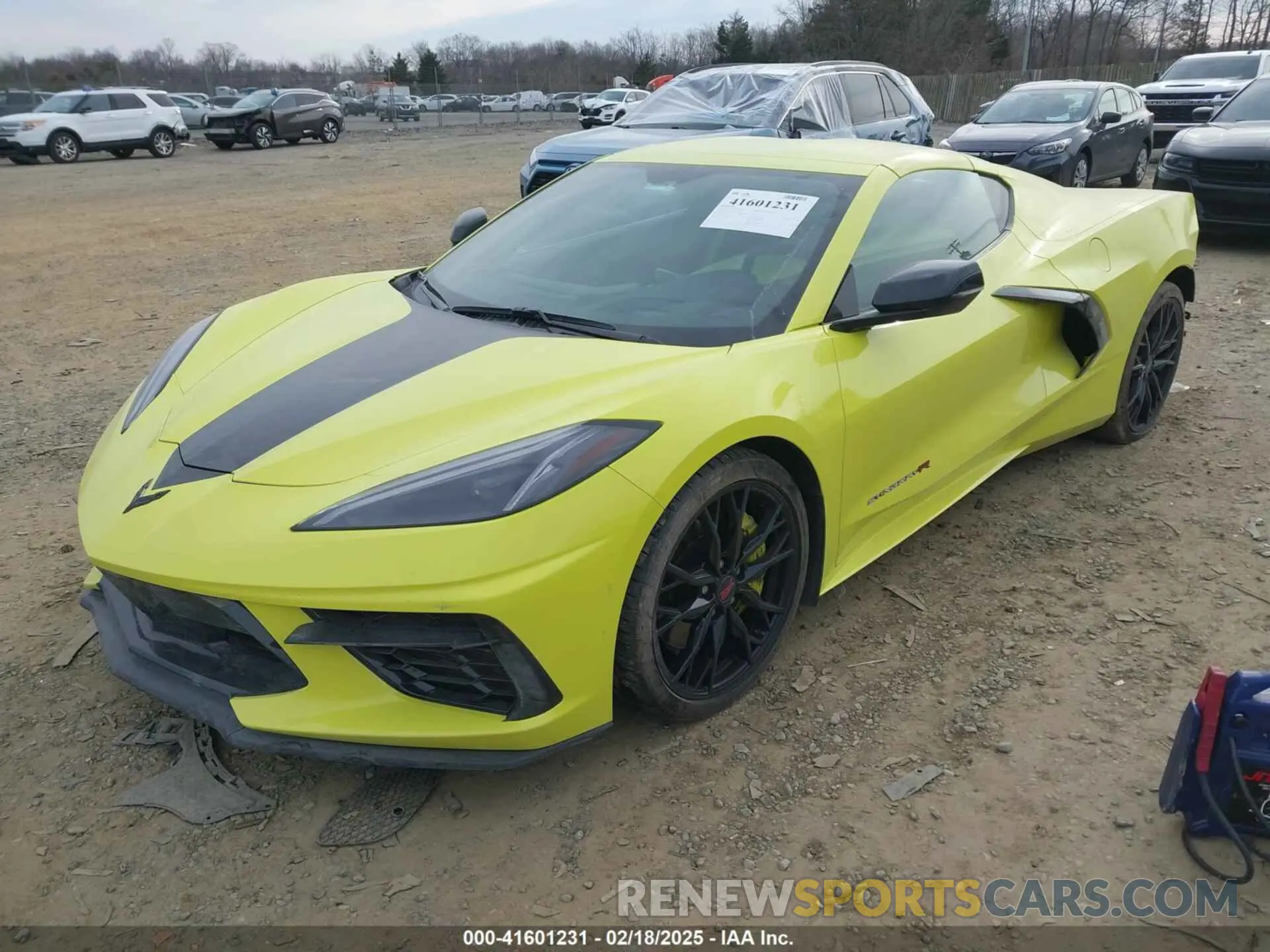 2 Фотография поврежденного автомобиля 1G1YC2D49P5109601 CHEVROLET CORVETTE STINGRAY 2023