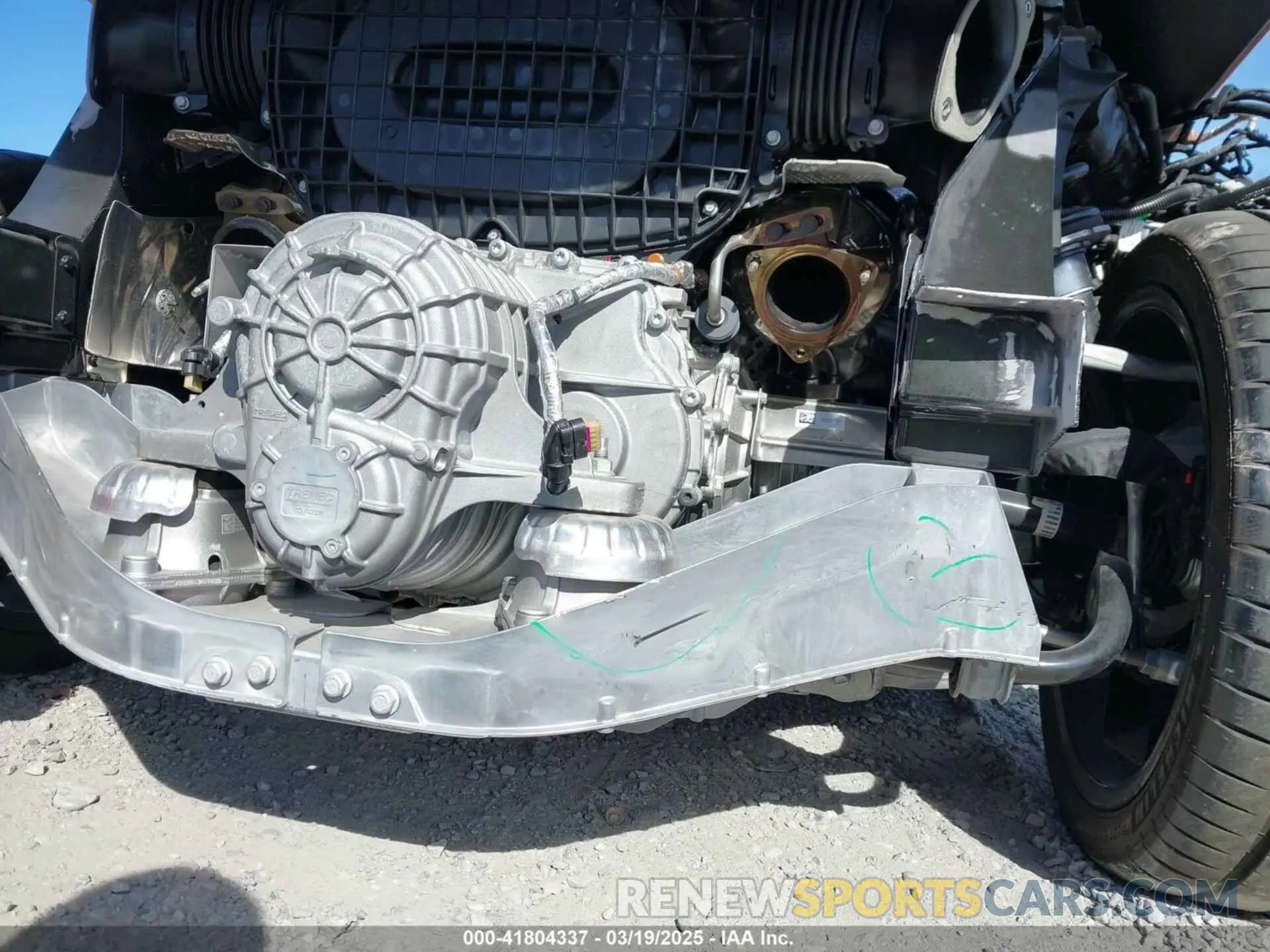 19 Photograph of a damaged car 1G1YA2D41R5125087 CHEVROLET CORVETTE STINGRAY 2024