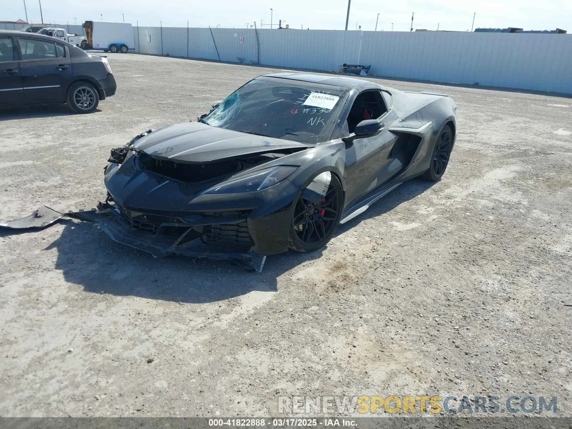 13 Фотография поврежденного автомобиля 1G1YE2D36S5601366 CHEVROLET CORVETTE Z06 2025