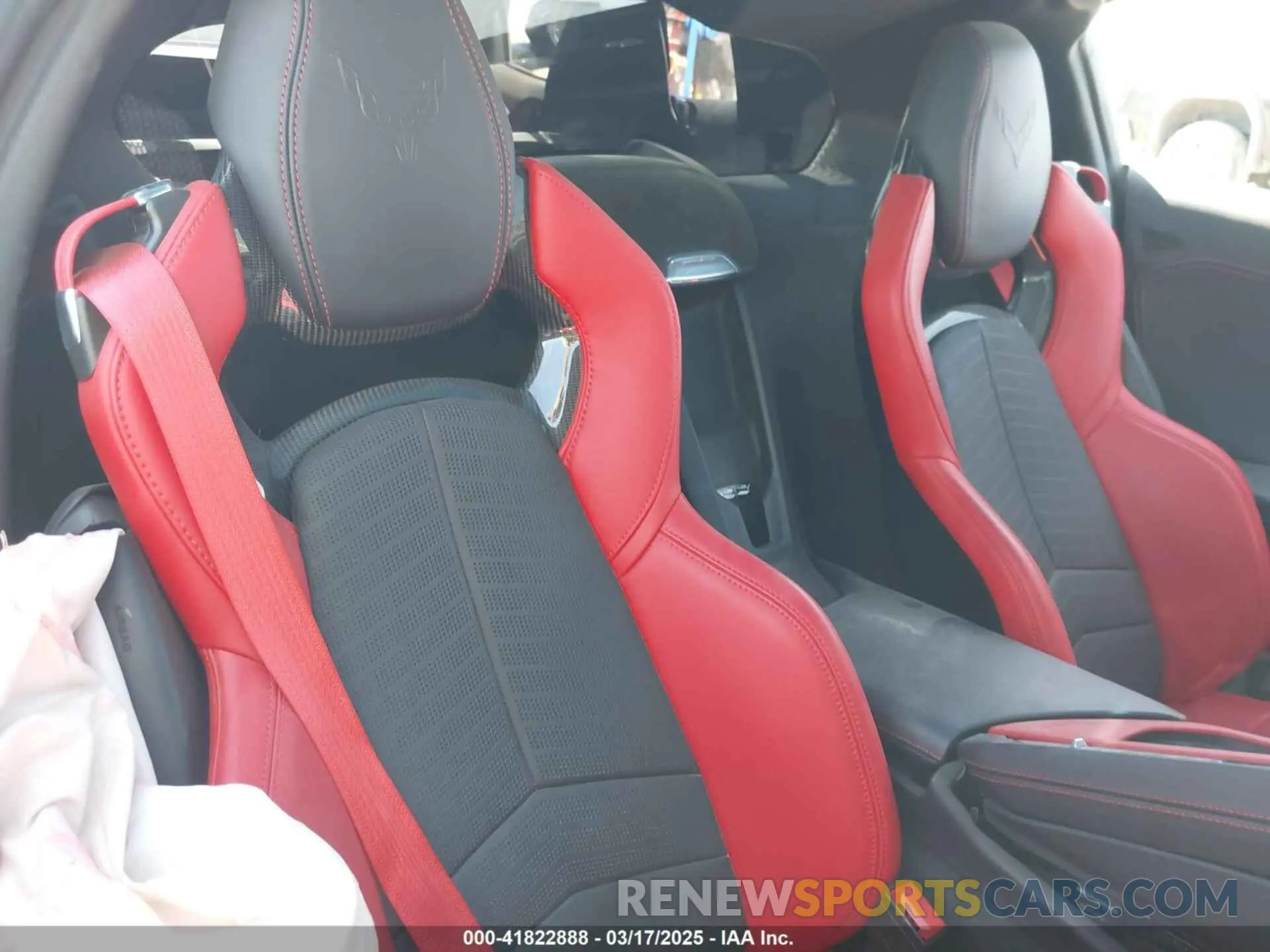 8 Фотография поврежденного автомобиля 1G1YE2D36S5601366 CHEVROLET CORVETTE Z06 2025