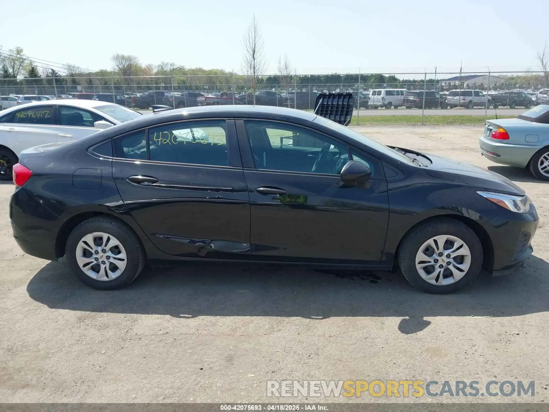 13 Photograph of a damaged car 1G1BC5SM0K7133972 CHEVROLET CRUZE 2019
