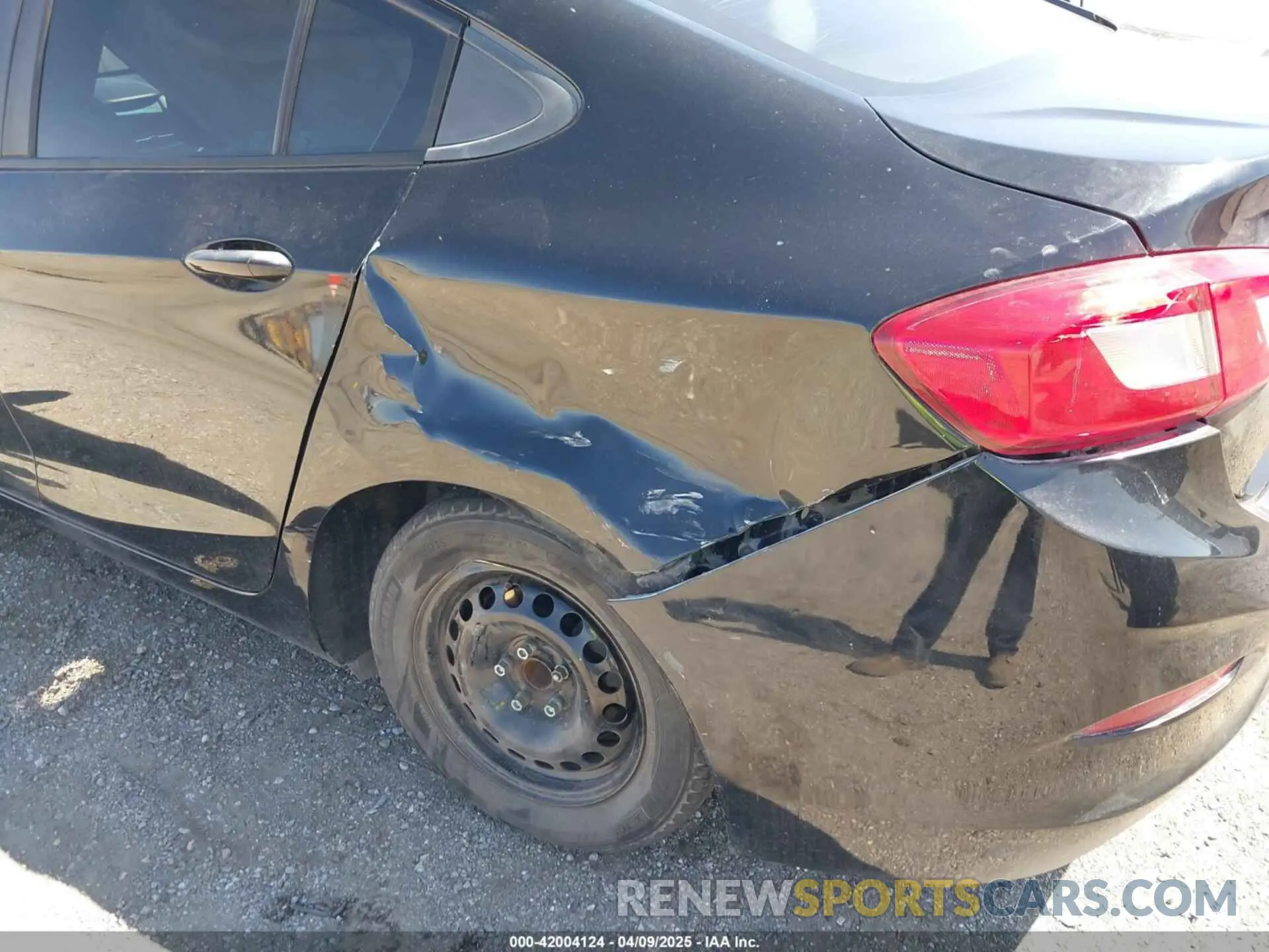 6 Фотография поврежденного автомобиля 1G1BC5SM0K7149234 CHEVROLET CRUZE 2019